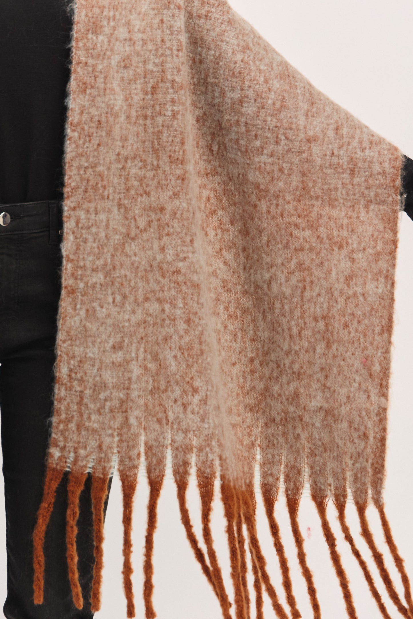 S0002 MS0450 SCARF