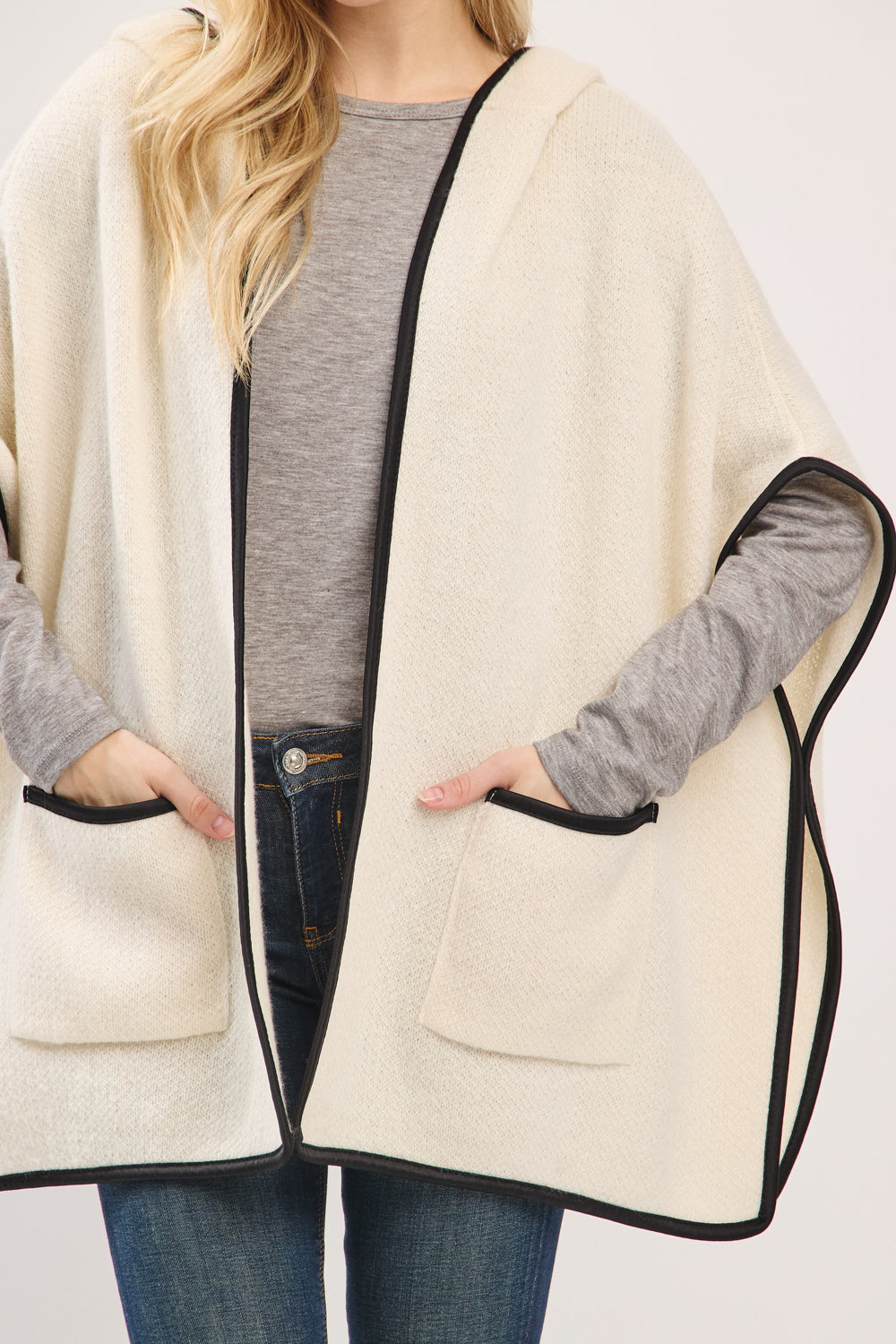 PC66 MS0461 HOODED PONCHO