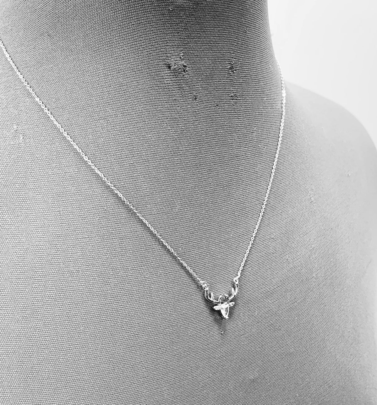 Deer Pendant Necklace Set | N0024