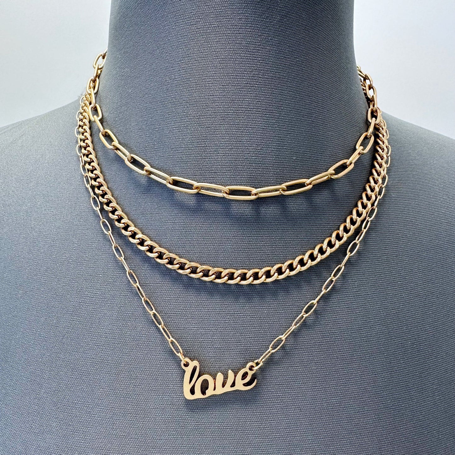 N0520 QN4452 Love Design Pendant Chain Necklace