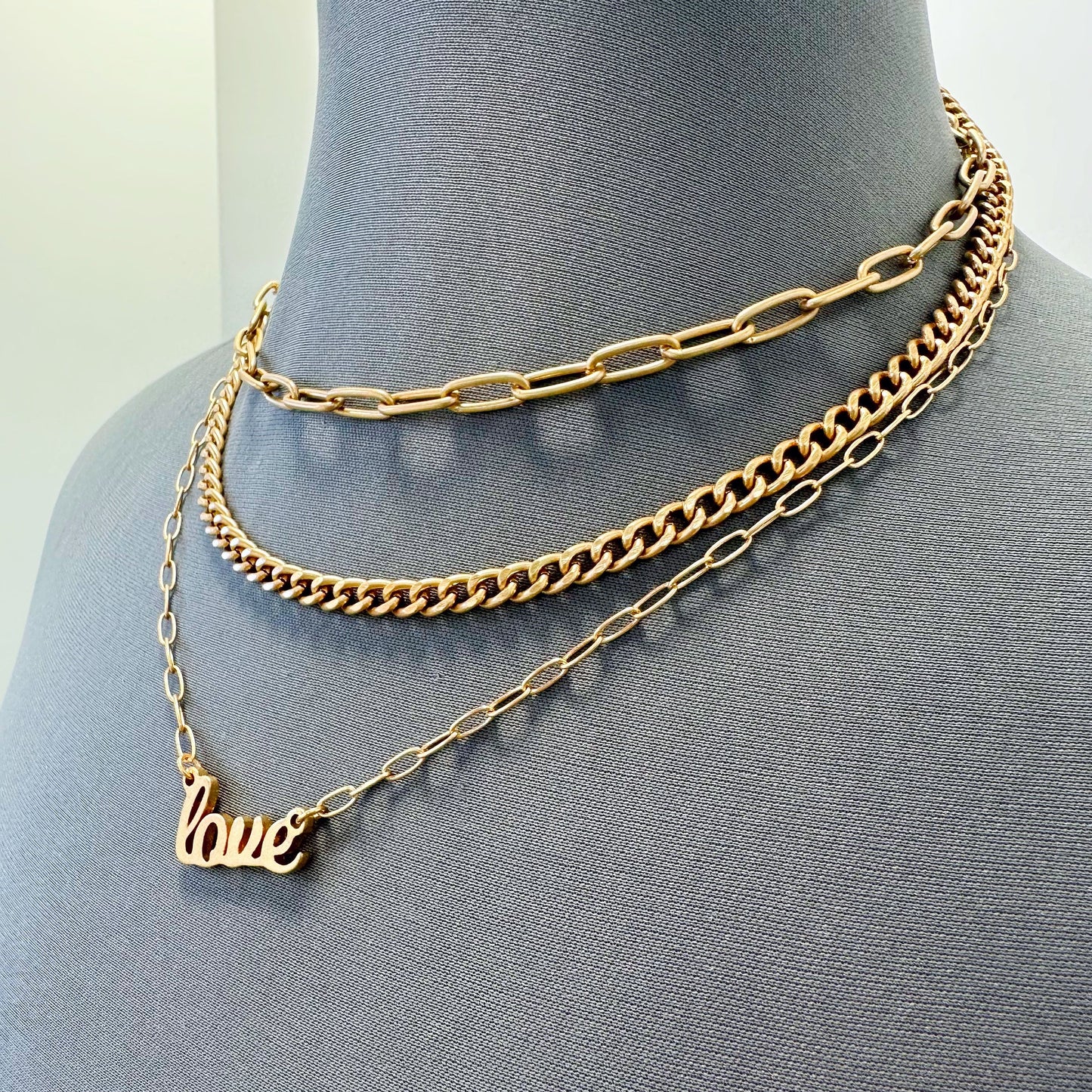 N0520 QN4452 Love Design Pendant Chain Necklace
