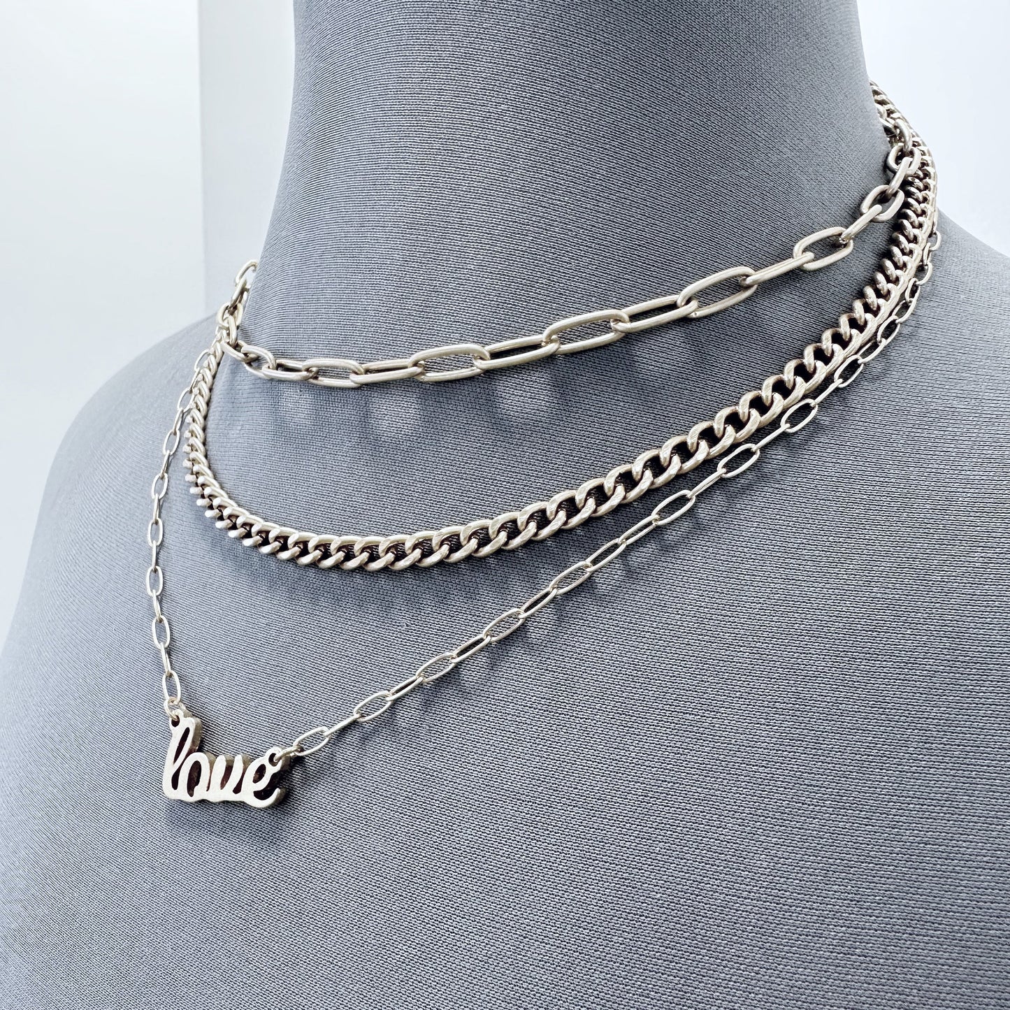 N0520 QN4452 Love Design Pendant Chain Necklace