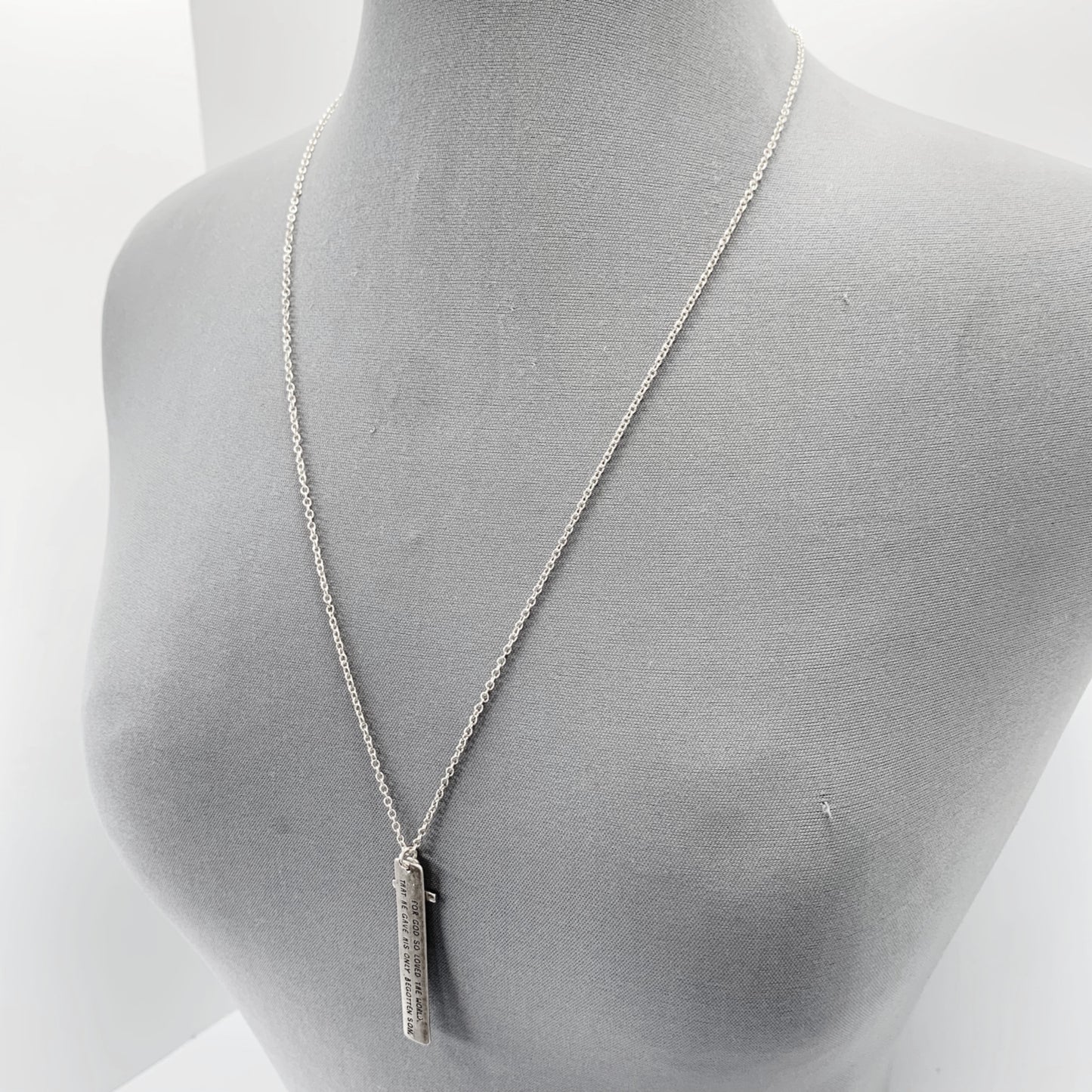John 3:16 Scripture Bar Necklace | N0114