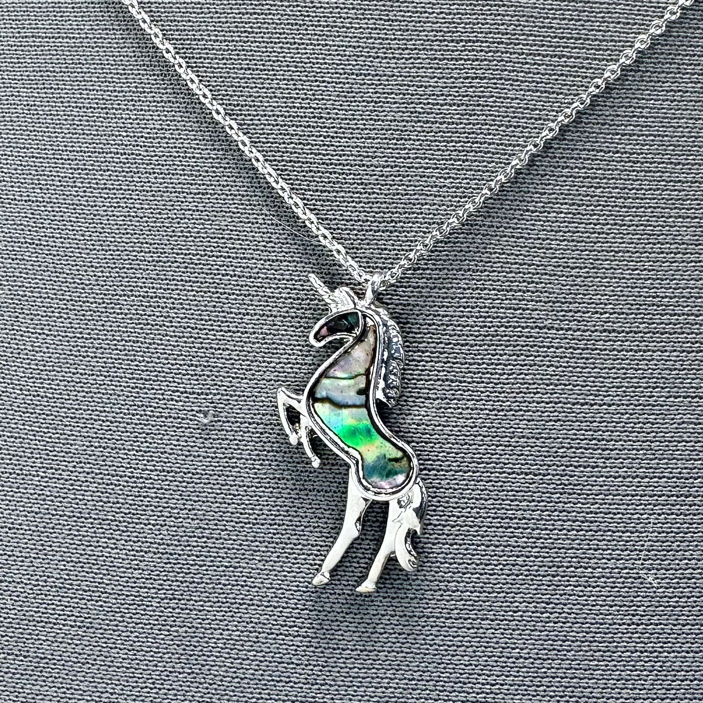 N0613 17144 Horse Pendant Necklaces