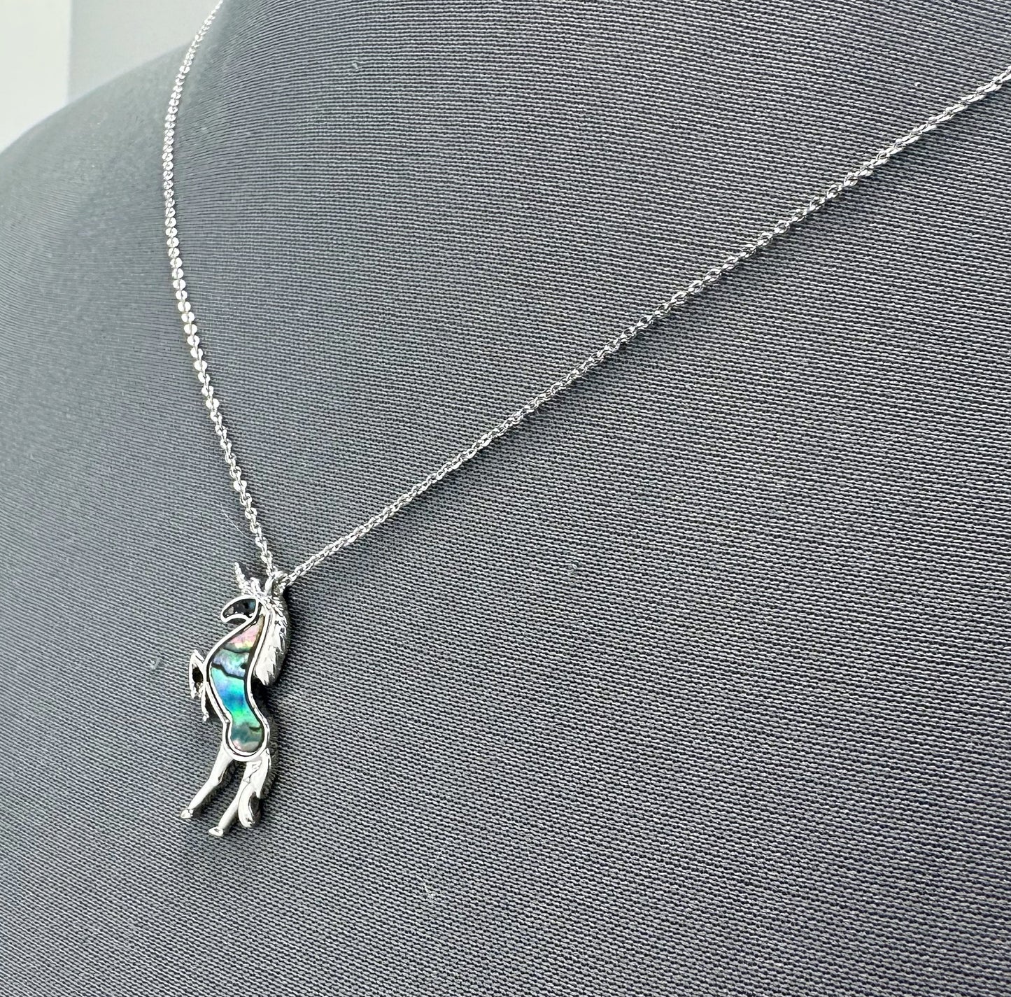 N0613 17144 Horse Pendant Necklaces