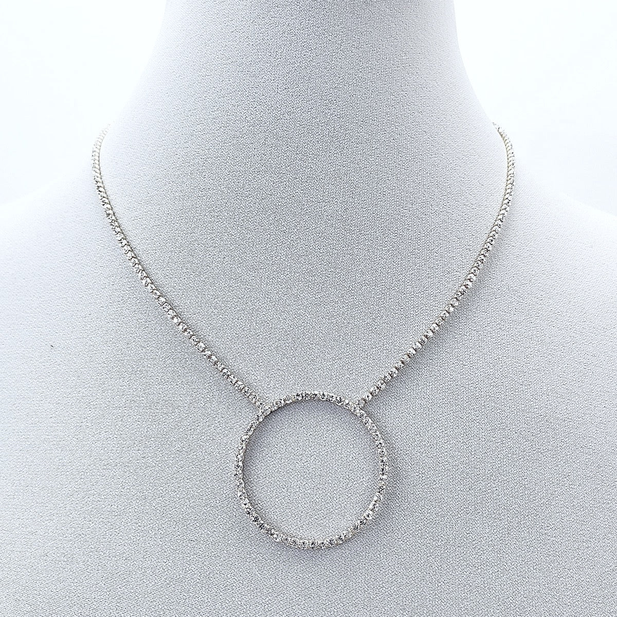N0339 17174 Rhinestones Decorated Circle Shape Pendant Necklace