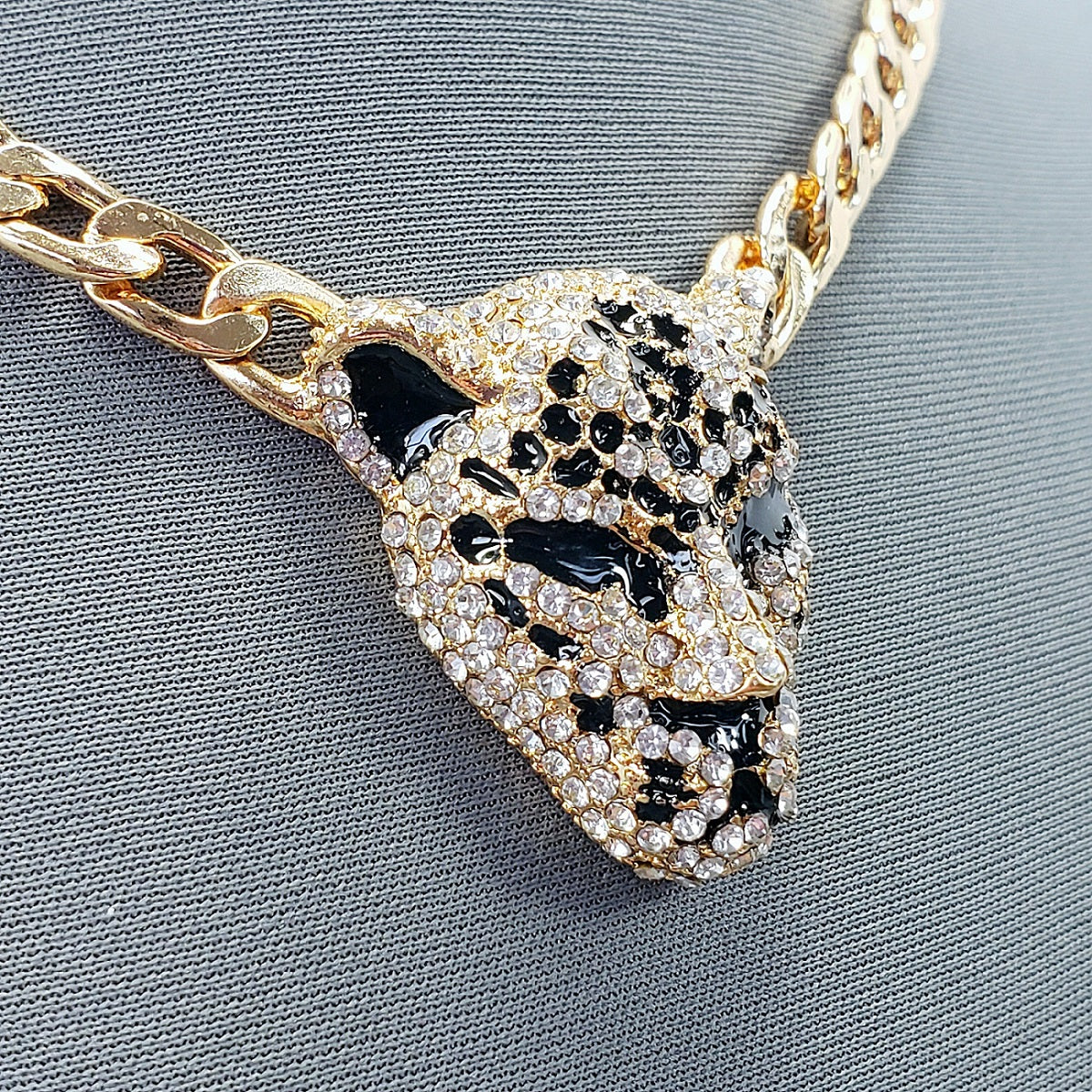 N0645 KS5204 Leopard Pendant Necklace