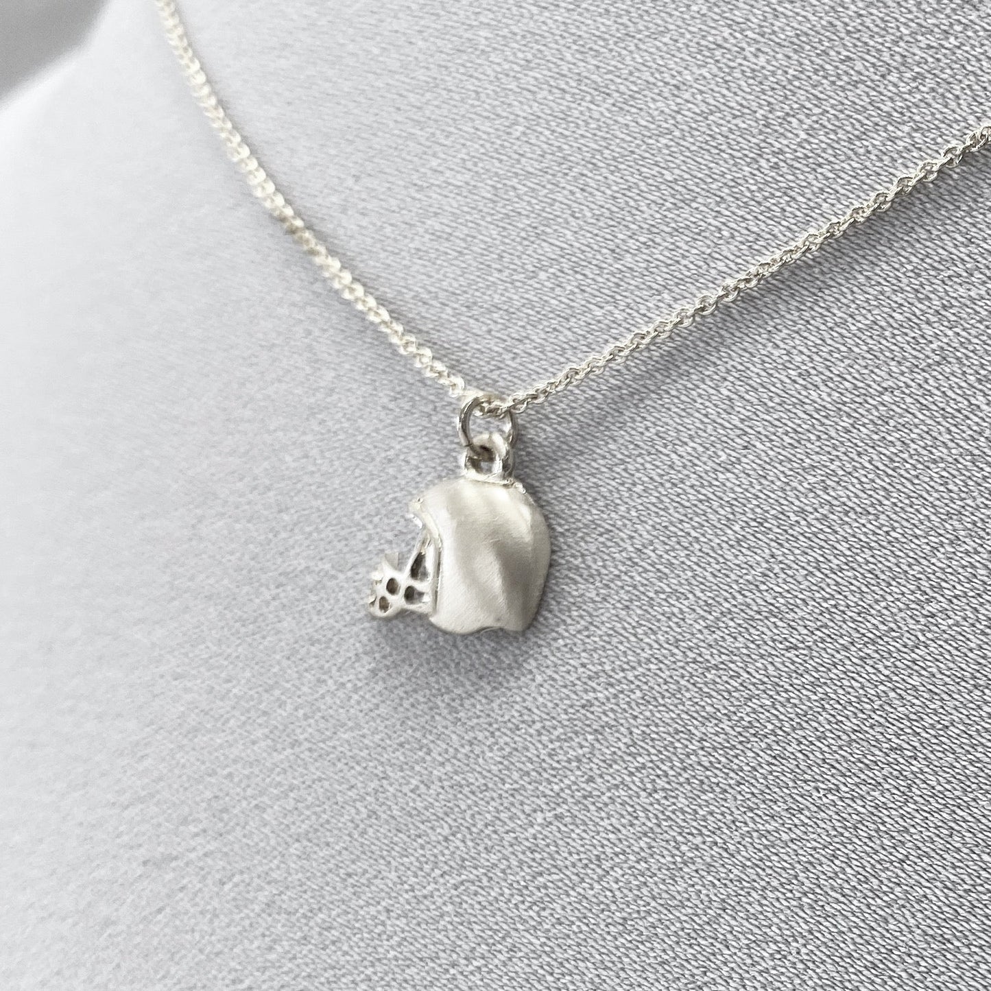 N0608 17059 Mini Pendant Necklace