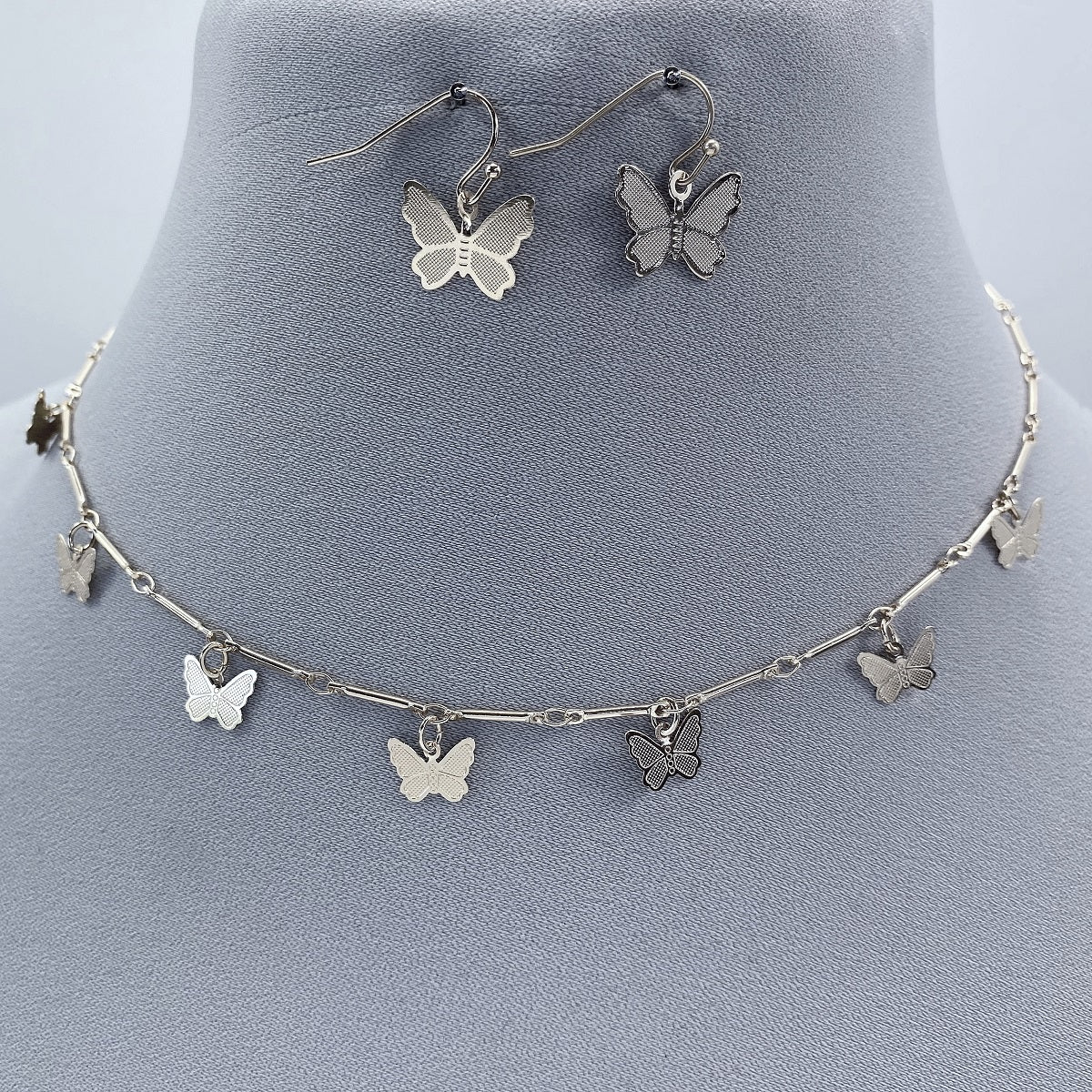 N0487 CNE1104 Butterfly Shape Charms Deco Mini Necklace