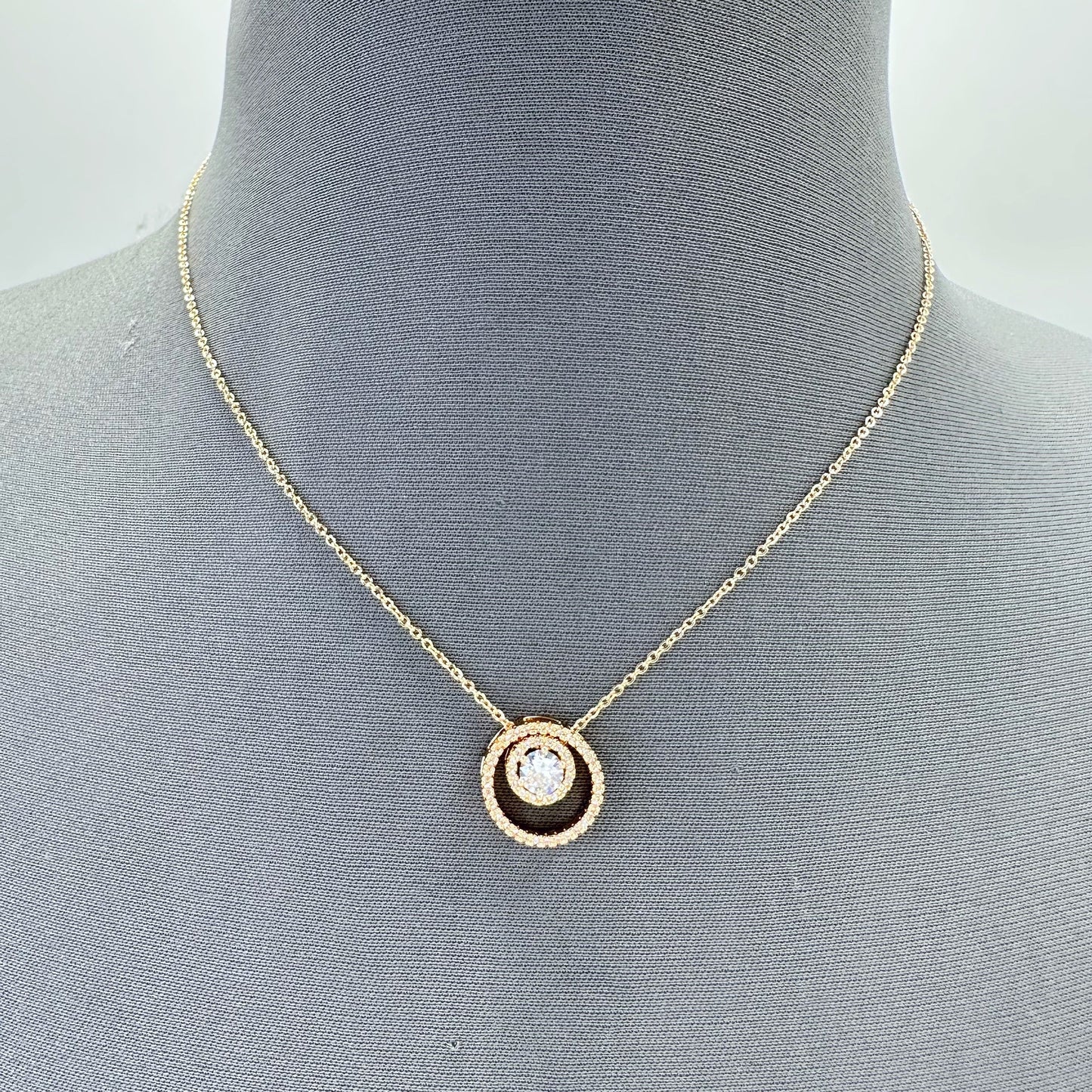 N0386 17920 Mini Pendant Necklace