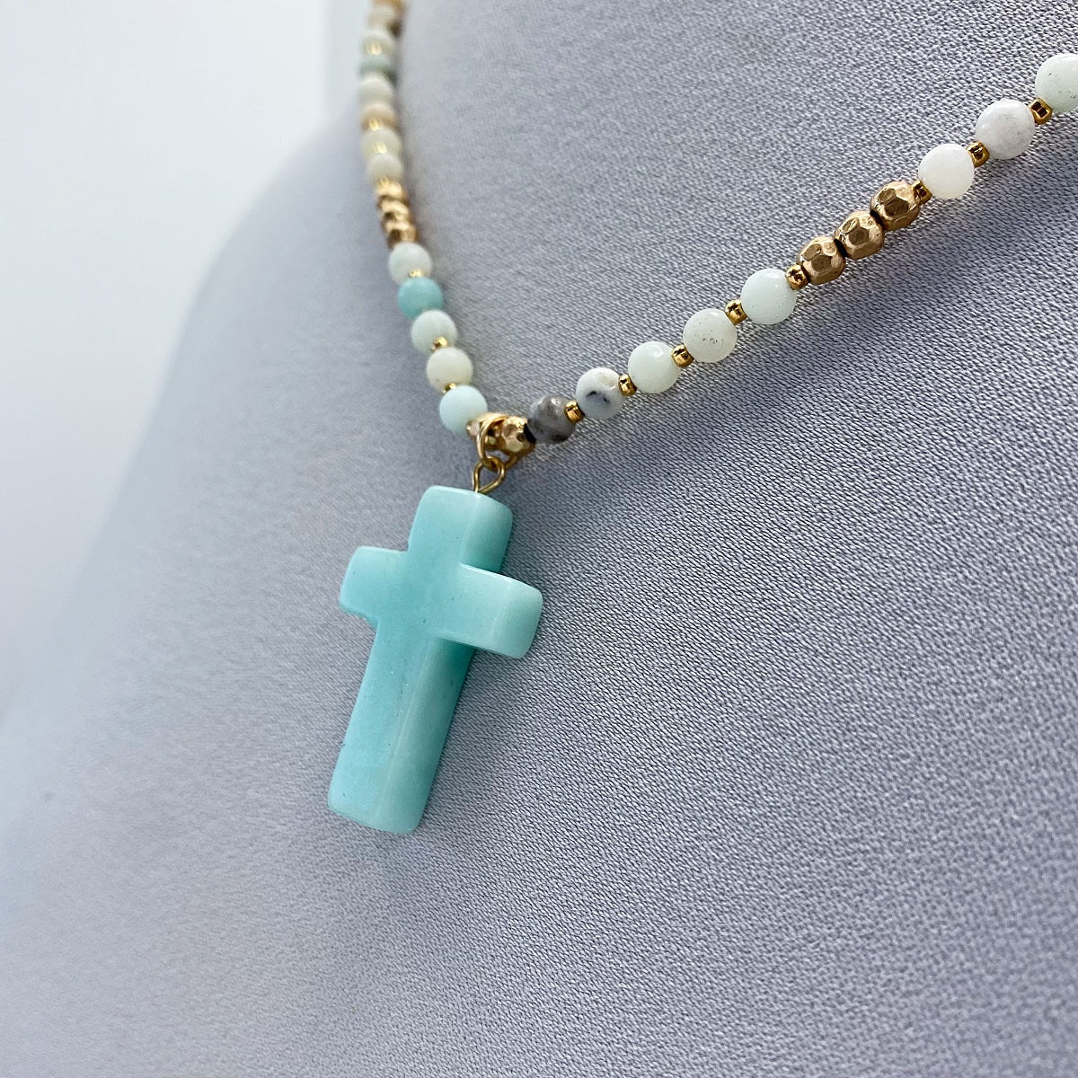 N0513 JN0544 Cross Shape Mini Pendant Necklace