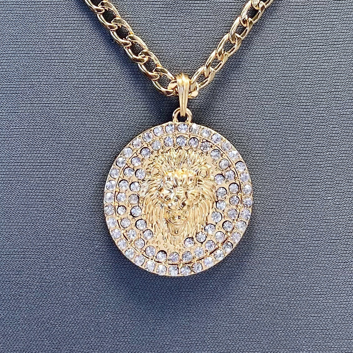 N0645 KS3112 Circle Pendant Necklace
