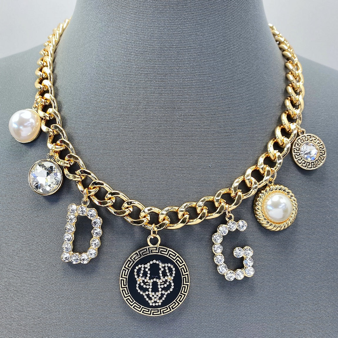 N0654 YN3559 Charms Dangle Necklace
