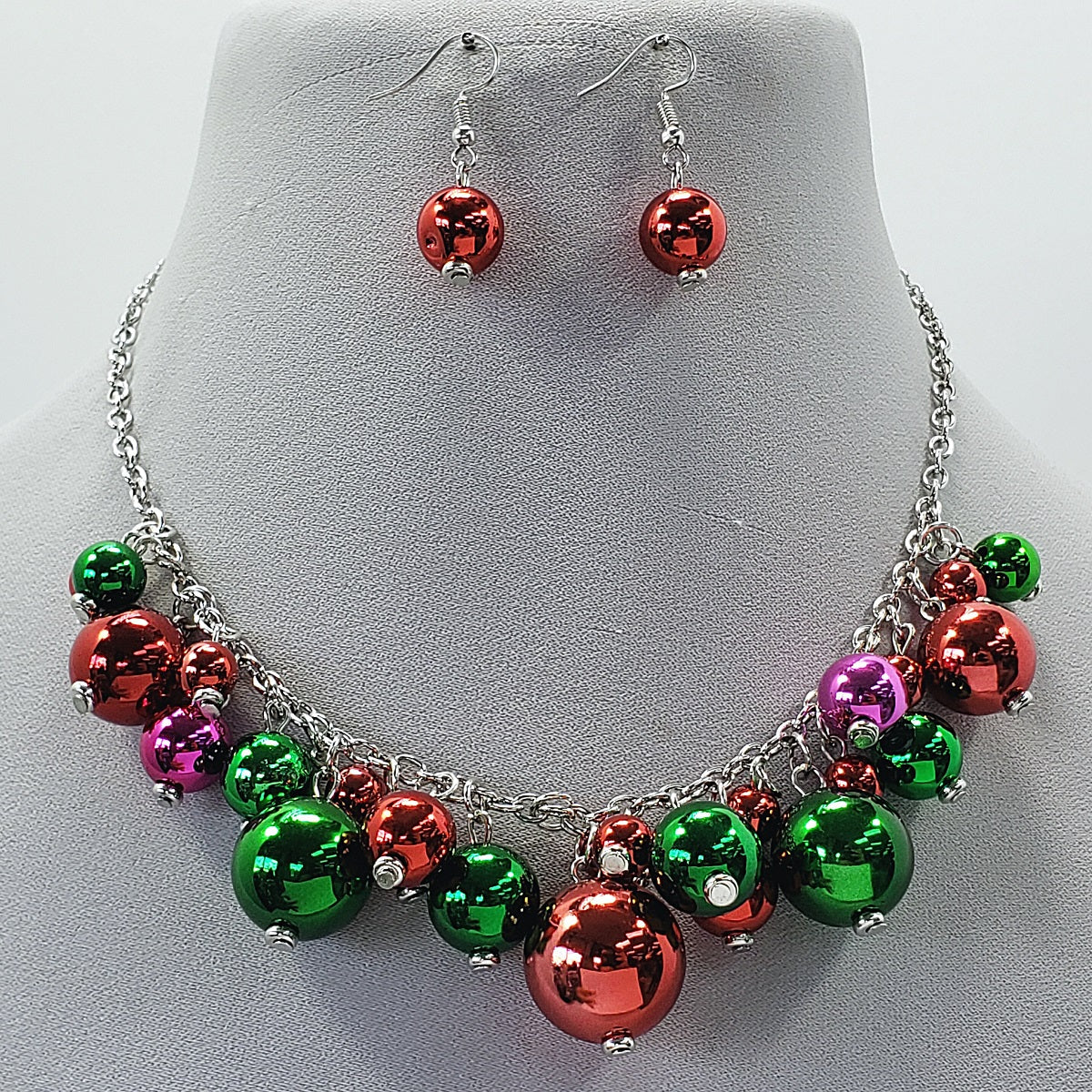N0626 FNE4816 Christmas Necklace