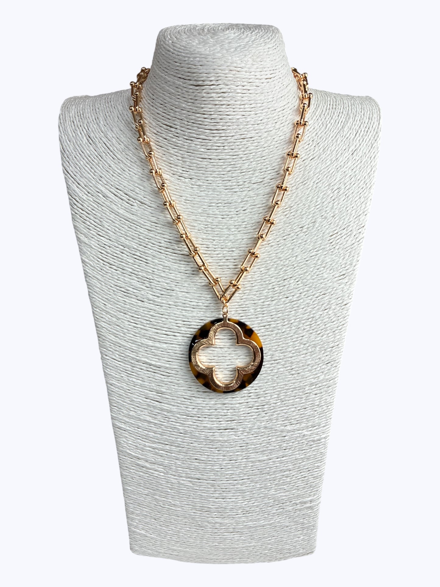 N0011 | Modern Pendant Necklace | 25N1631