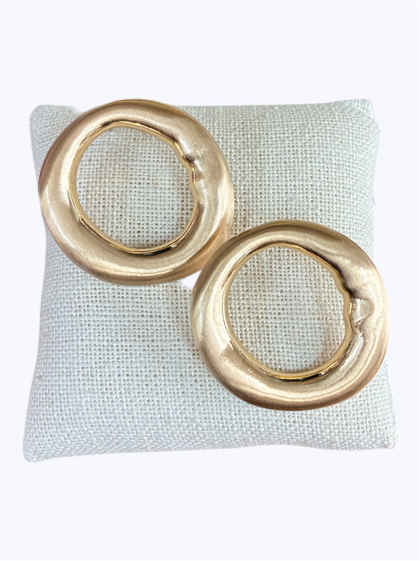 E2283 | Chunky Circle Stud Earrings | TE12051