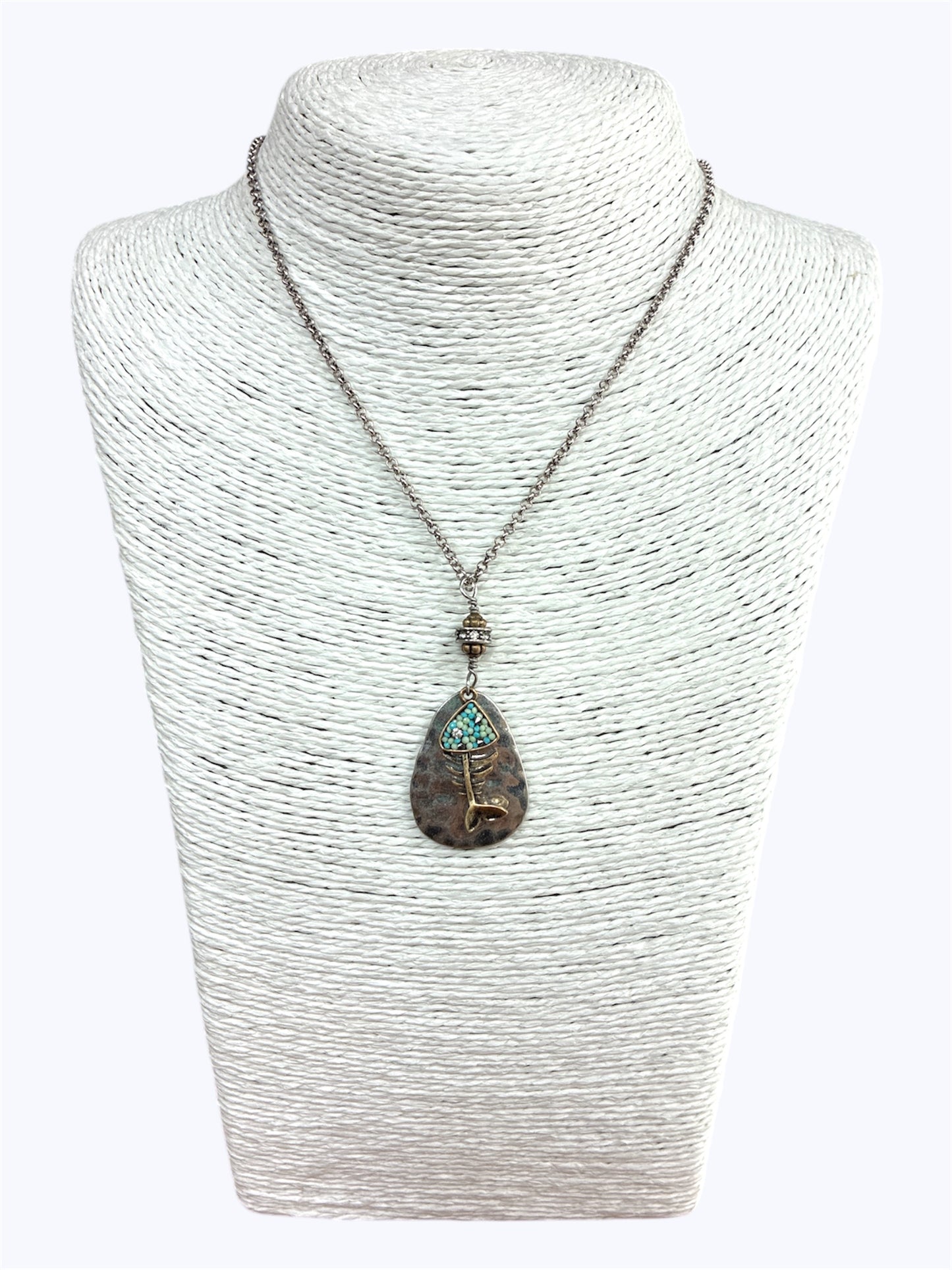 N0551 | Fish Bone Pendant Necklace | QNE12644