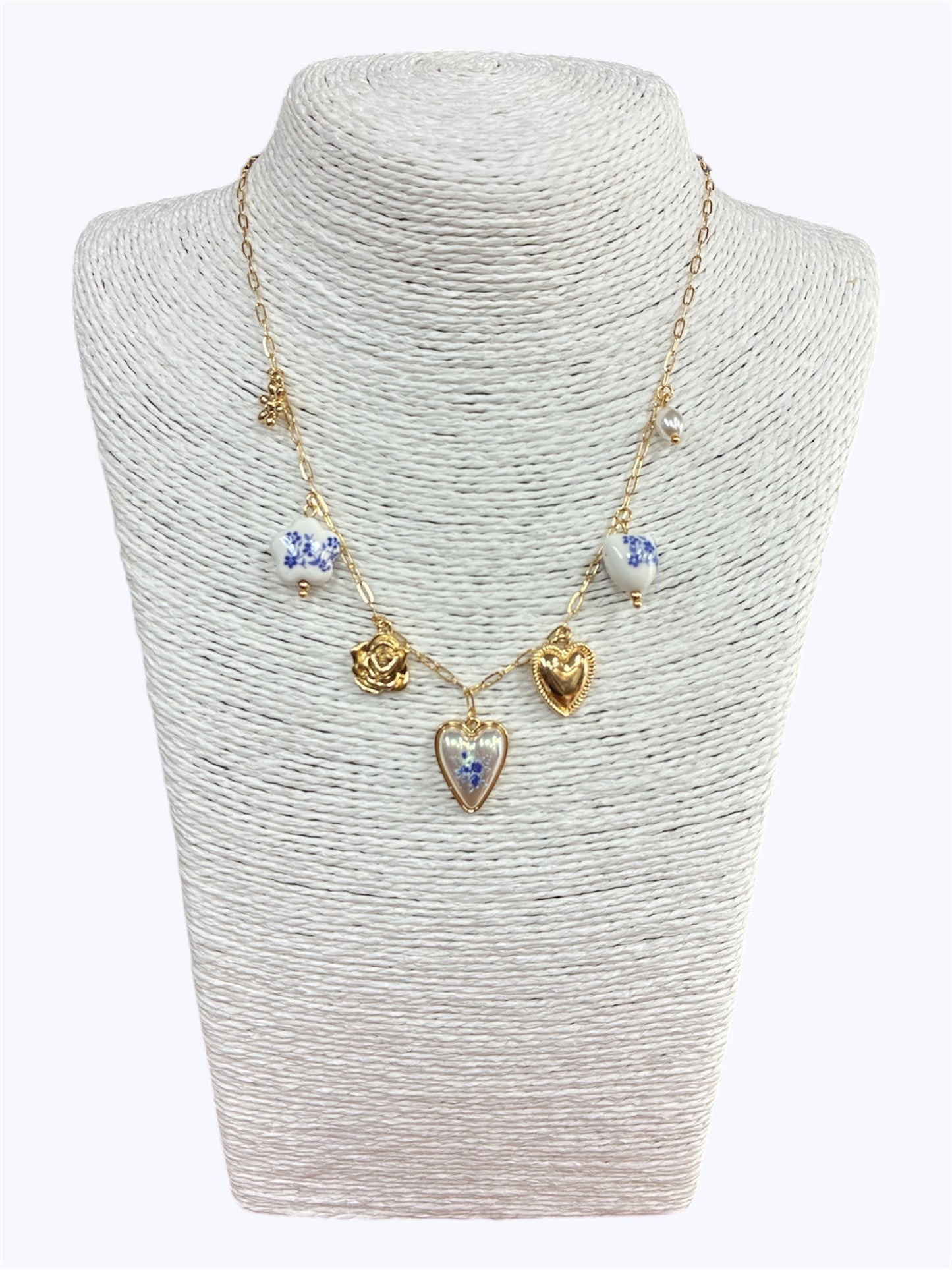 N0044|Blue White Heart Charms Necklace.. |C4N2189