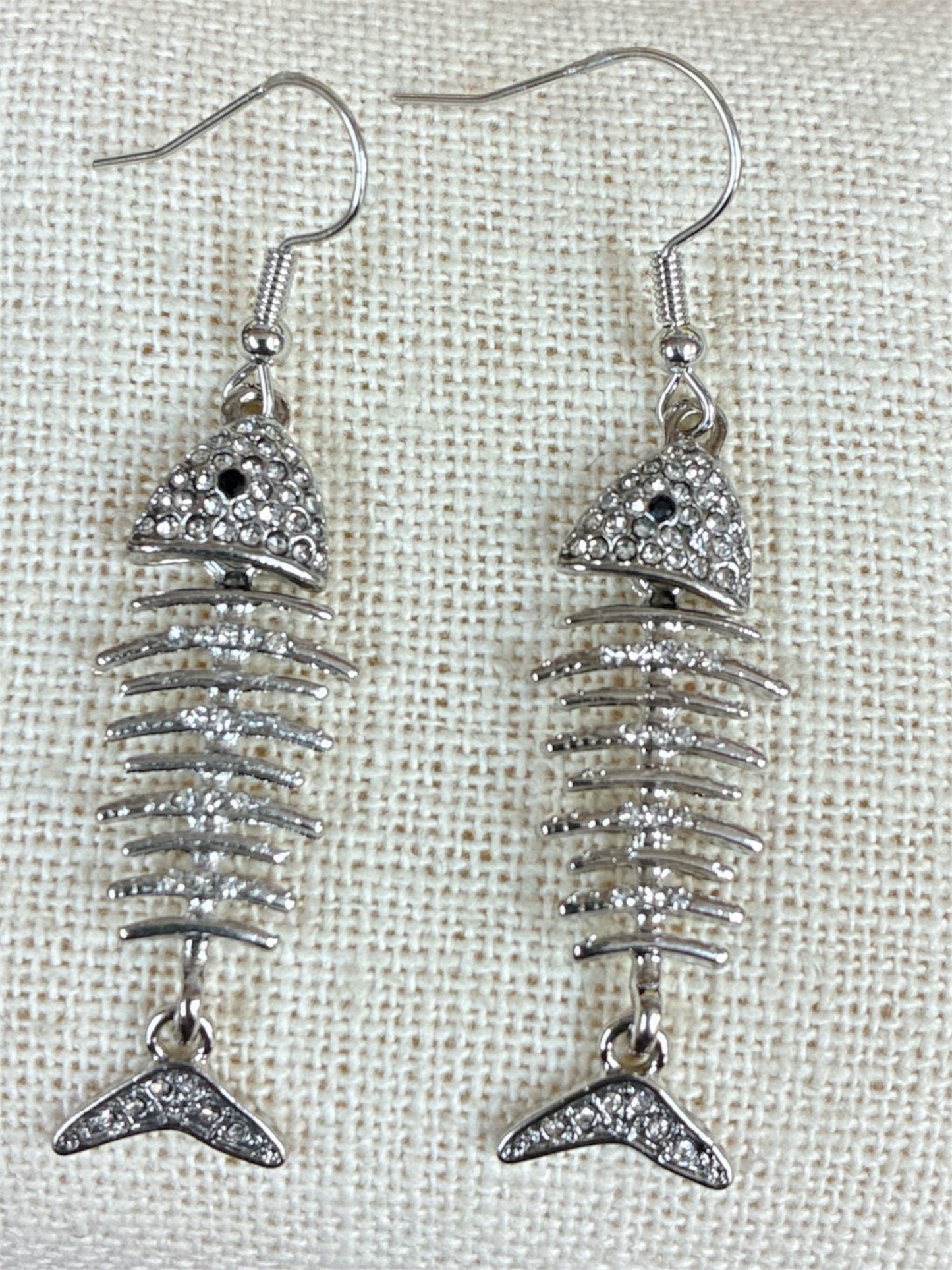 E1436 | Rhinestone Fish Dangle Earrings |23455