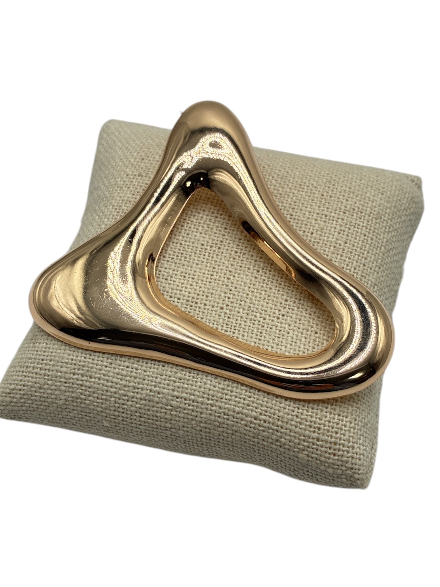 BR0444 |Gold Triangle Pin Brooch| 25P1086
