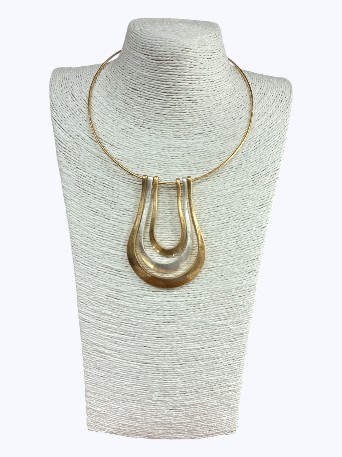 N5129 | Two-Tone Matte Pendant Choker Necklace | NK26104