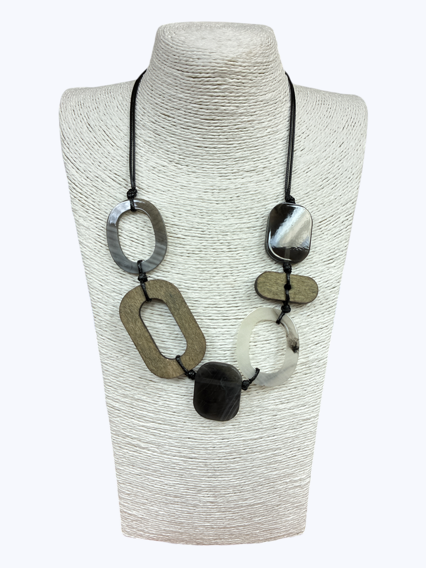 N5151 | Acrylic and Wood Adjustable Necklace | NK26124