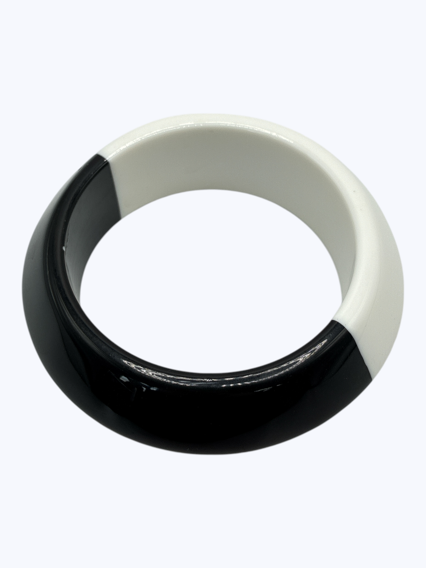 B0464 | Acrylic Black and White Bracelet | BR26123