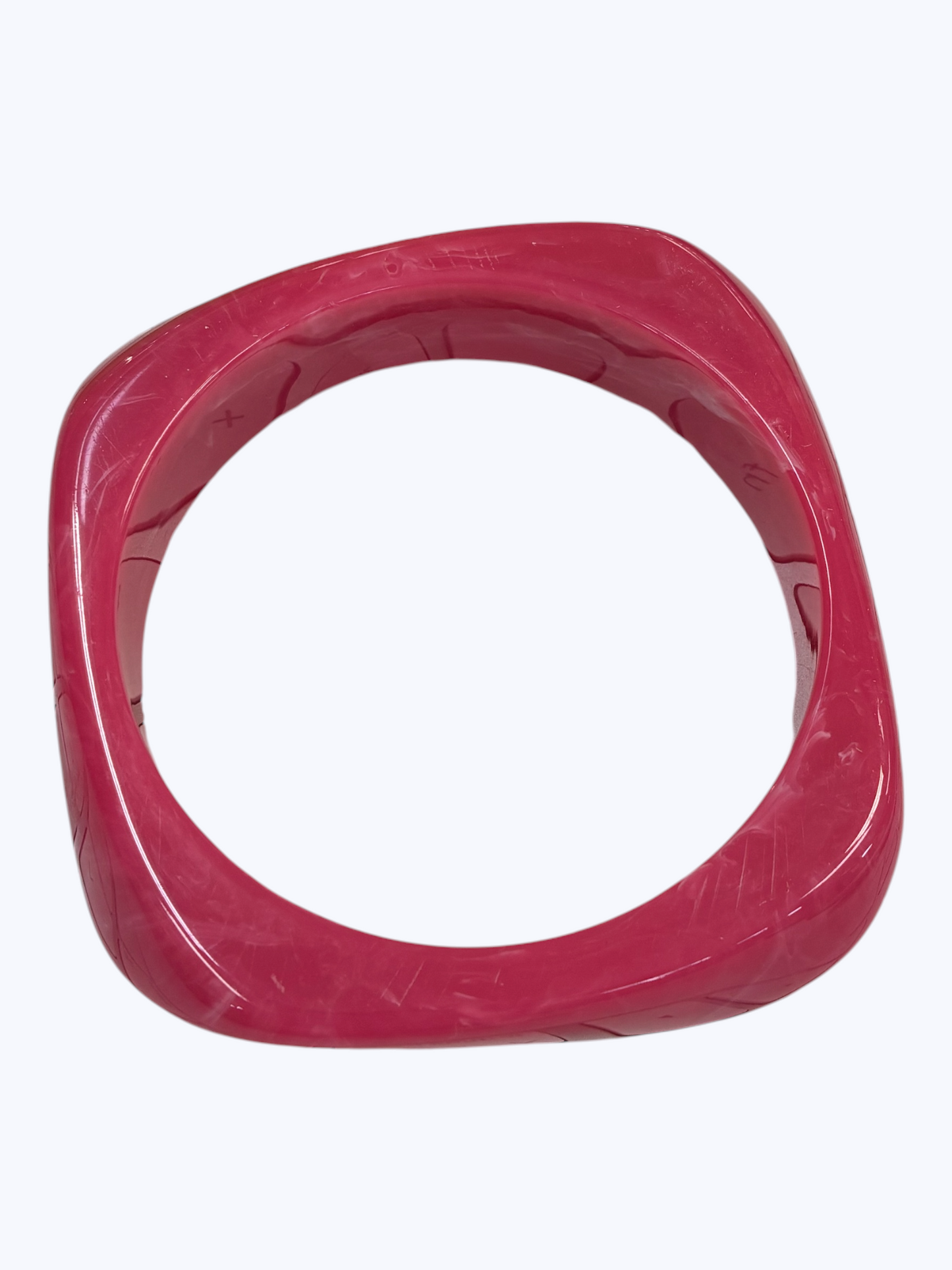 B0478 | Oversized Acrylic Bangle Bracelet | BR26136