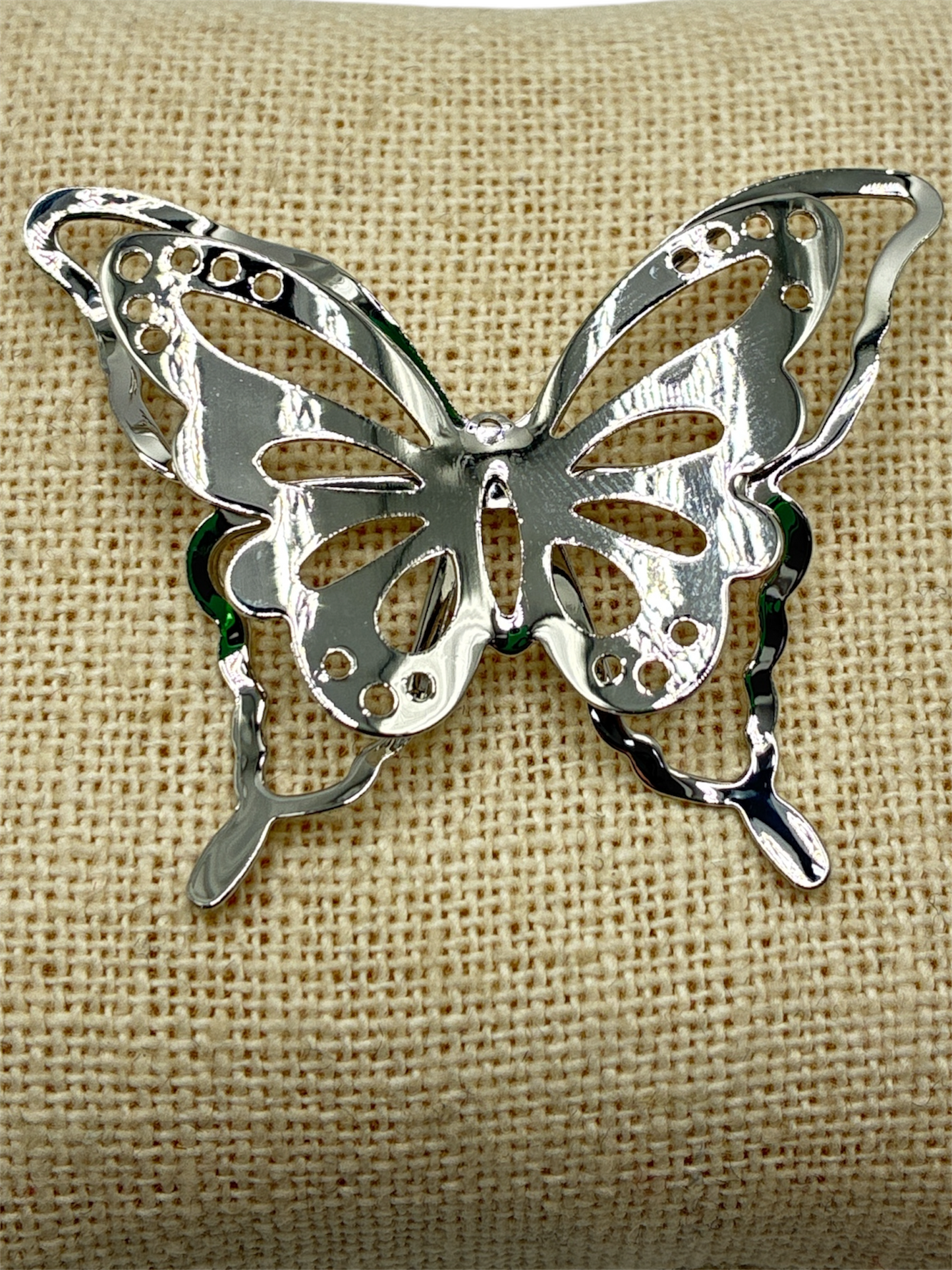 E2373 | Butterfly Post Earrings | ER2675