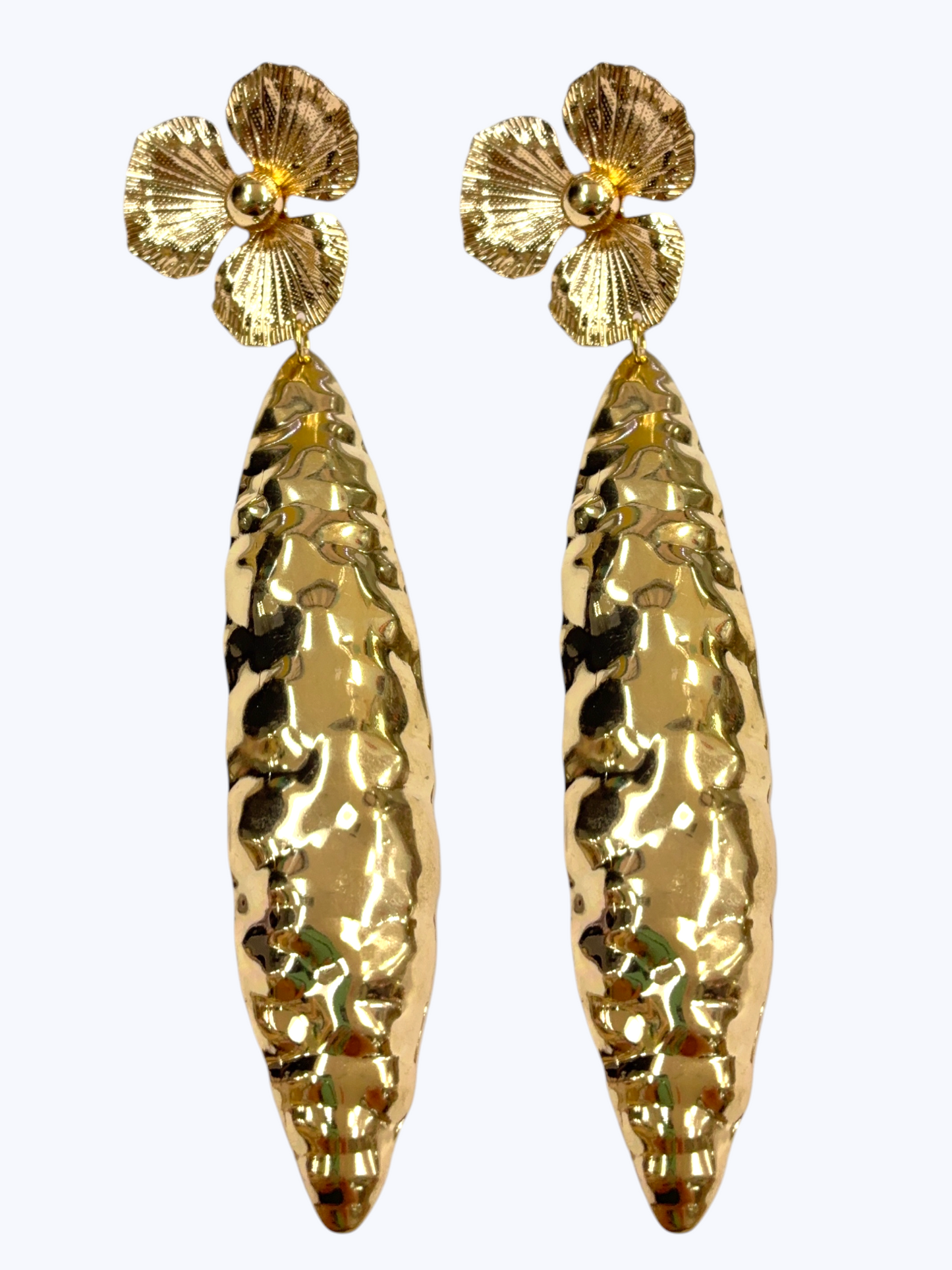 E2528 | Hammered Floral Post Earrings | ER26163