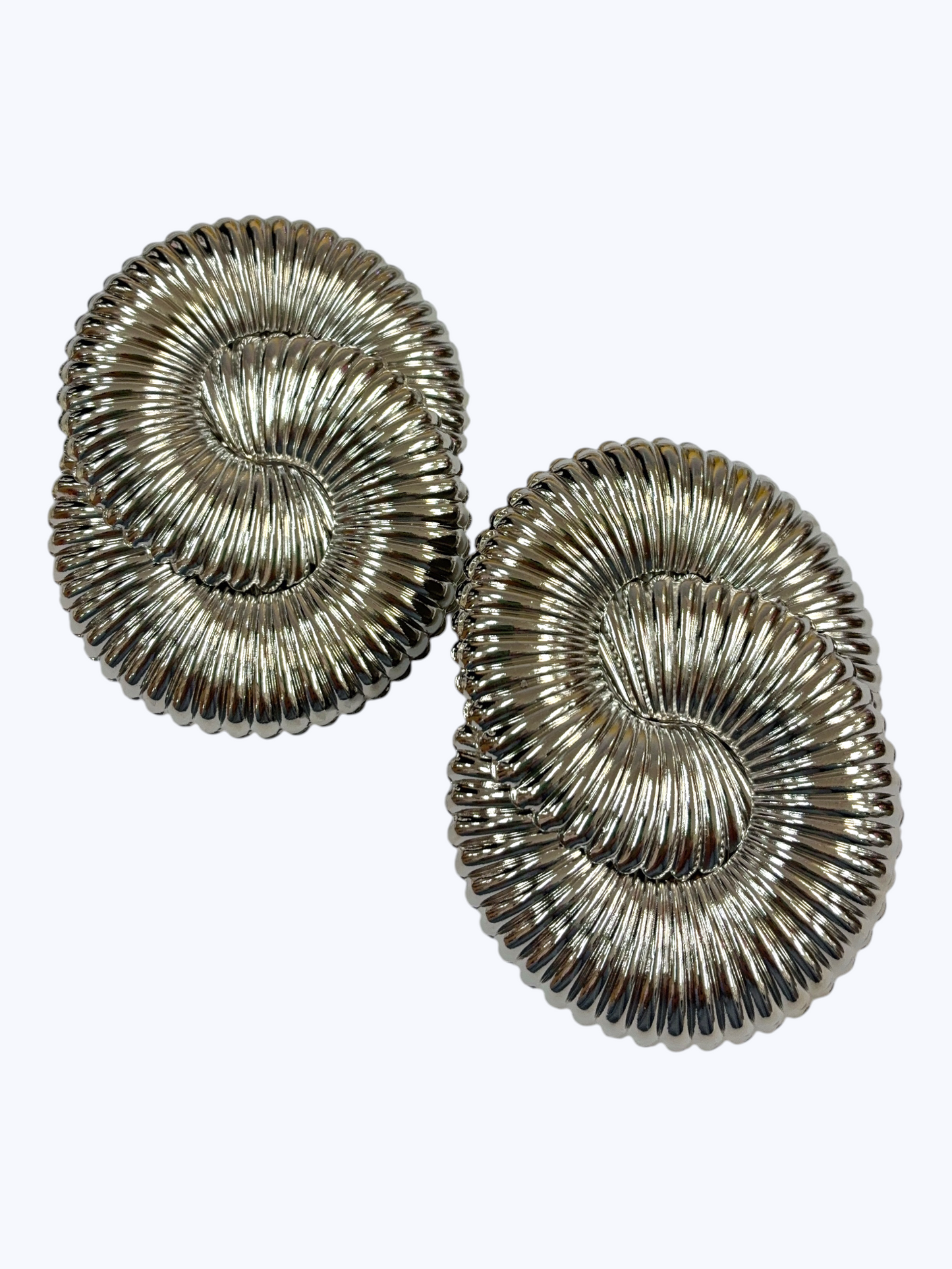 Ribbed Circle Link Earrings | E2575