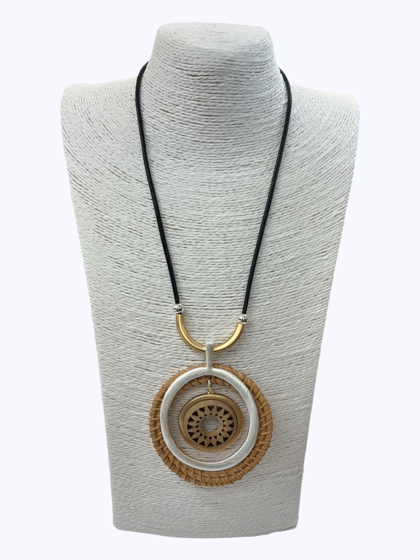 Woven Circle Pendant Necklace - N5328