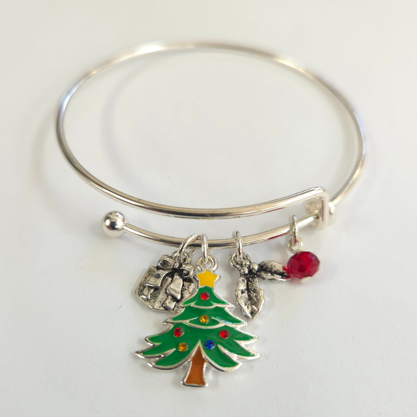 B0264 QB7935 Christmas Bracelet