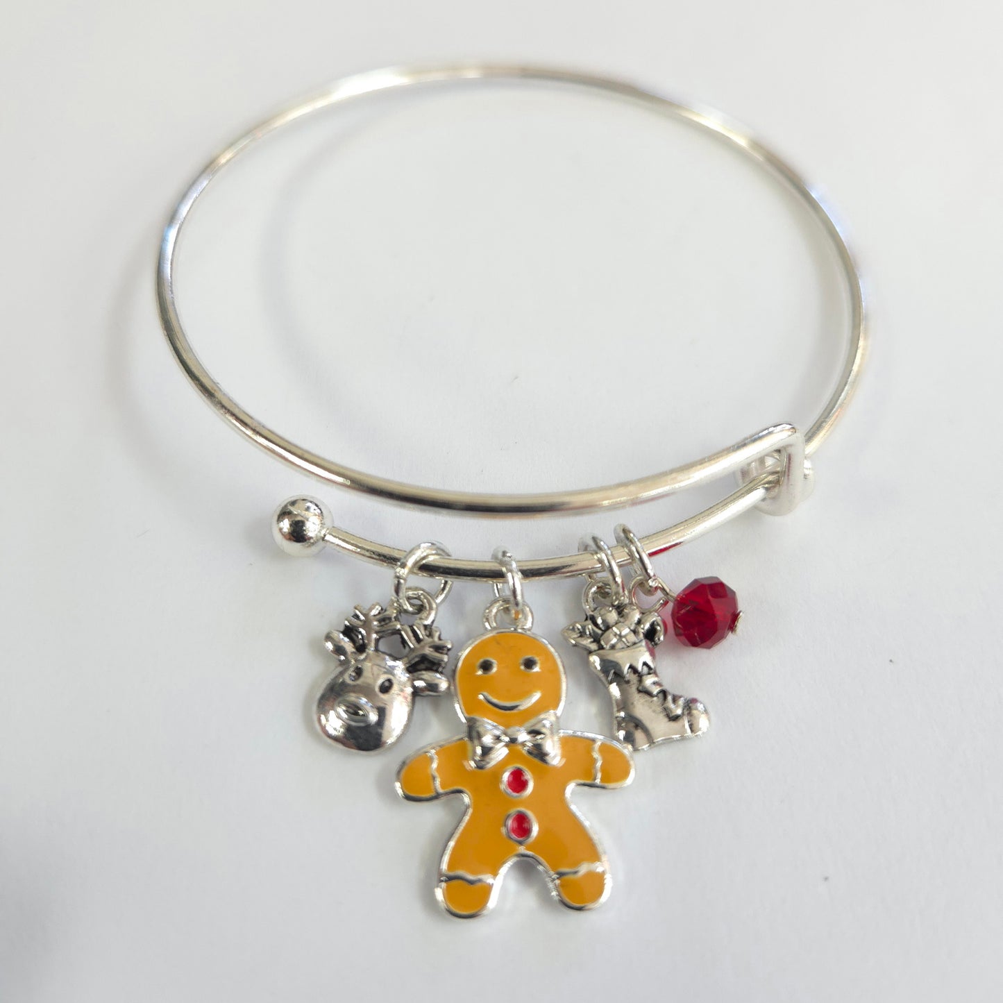 B0267 QB7936 Christmas Bracelet