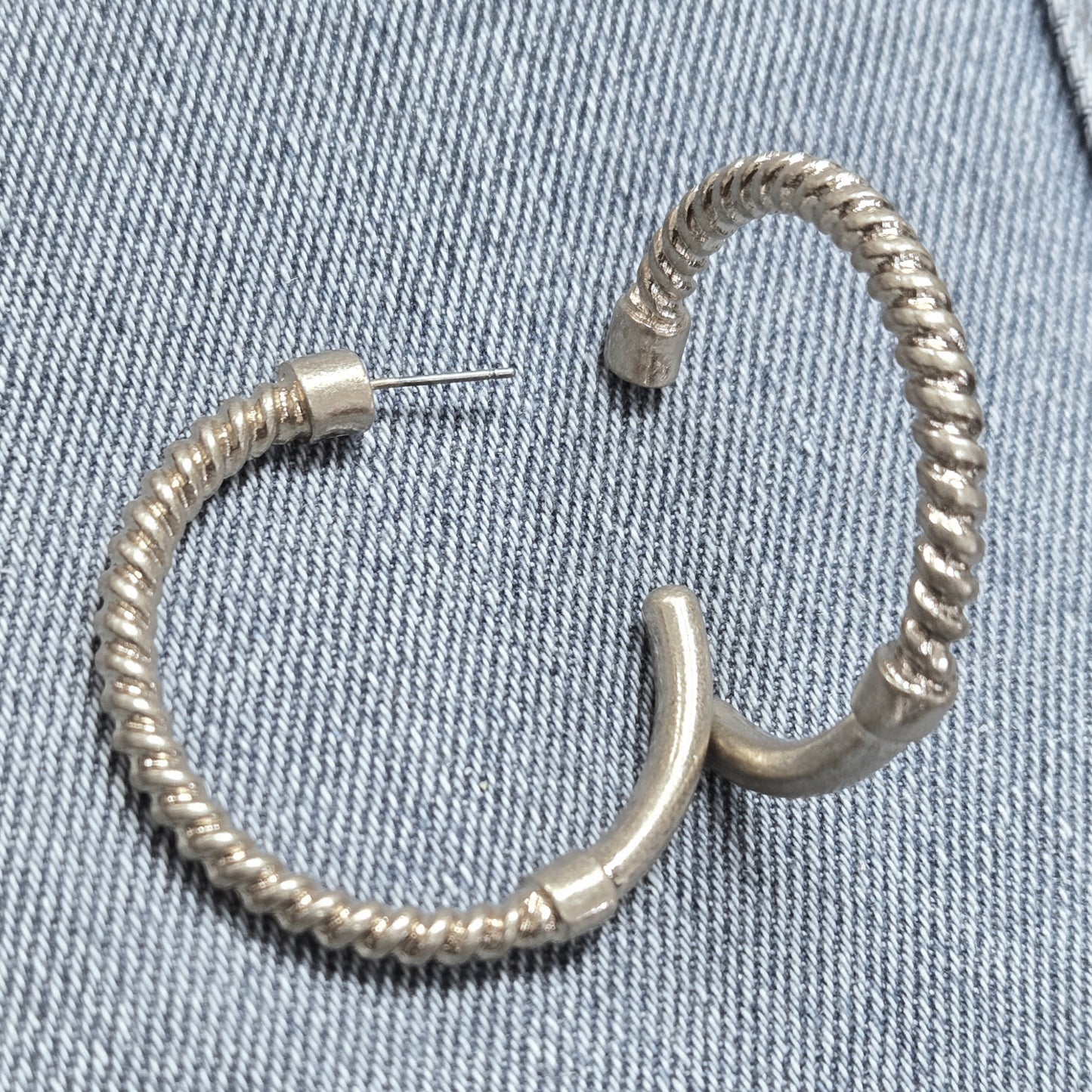 E1337 QE1776 Circle Shape Hoop Earrings