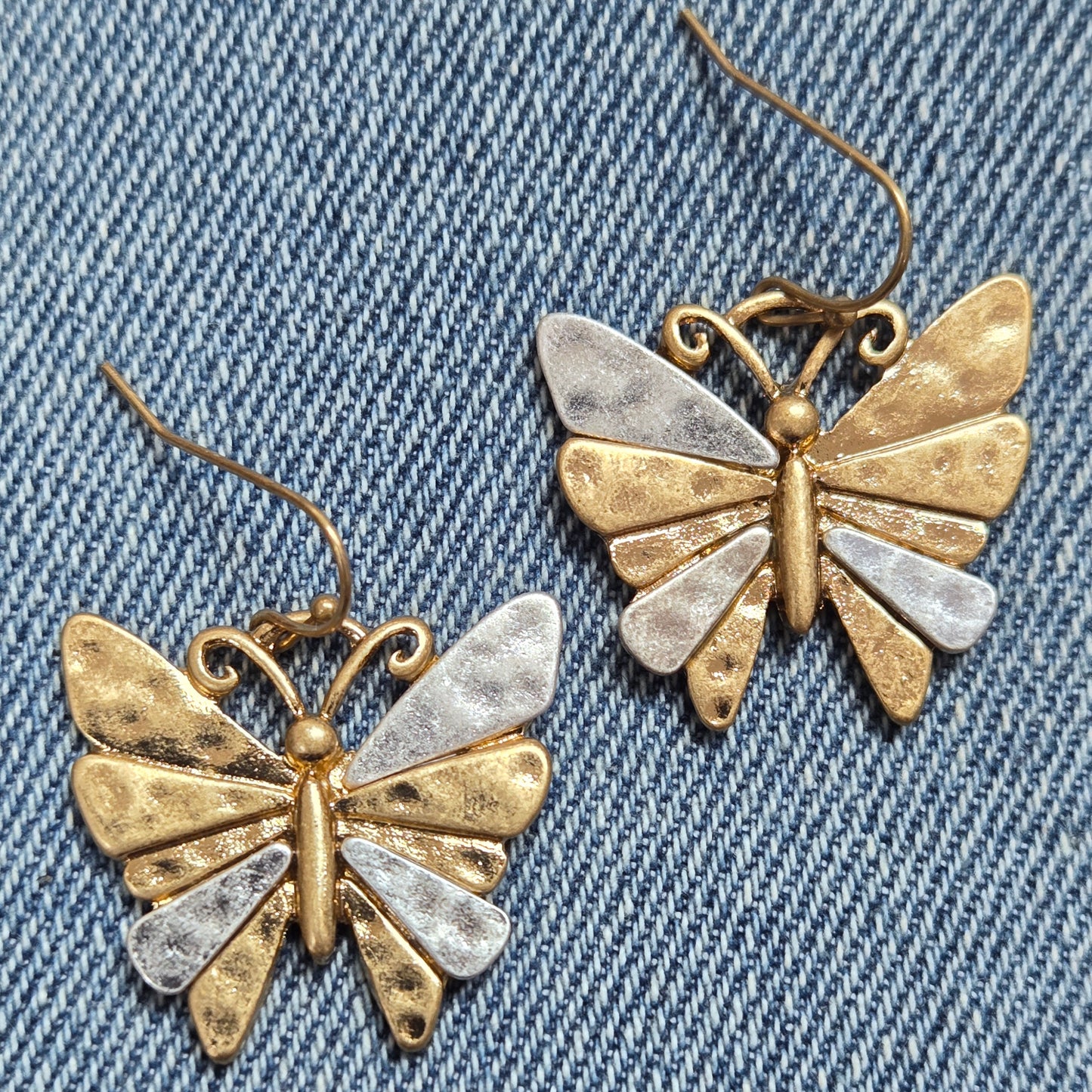 E1164 QE5009 Butterfly Design Drop Dangle Hook Earrings