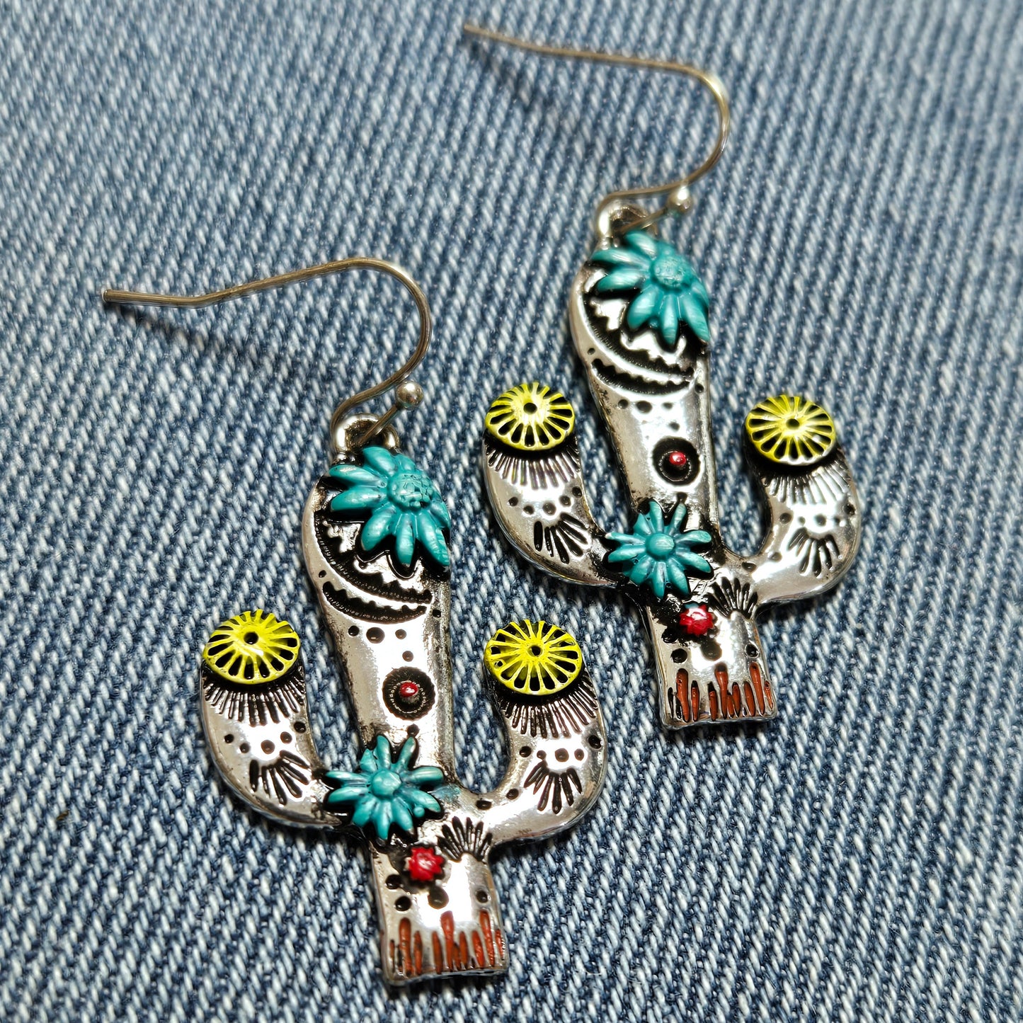 E1147 QE6697 Western Cactus Drop Dangle Earrings