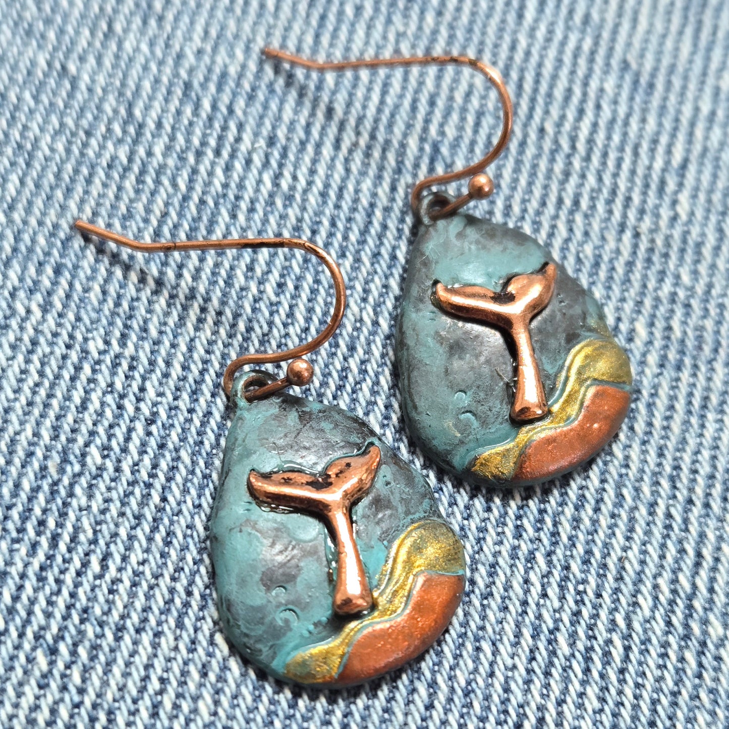 E1190 QE6711 Whale Tail Design Drop Dangle Earrings