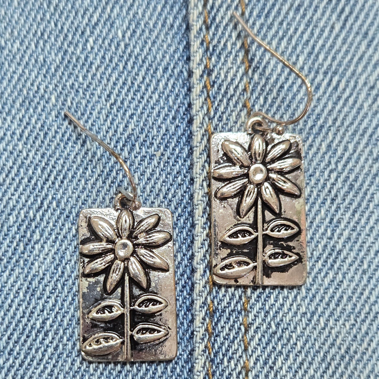 E1227 QE6757 Sunflower Drop Dangle Earrings