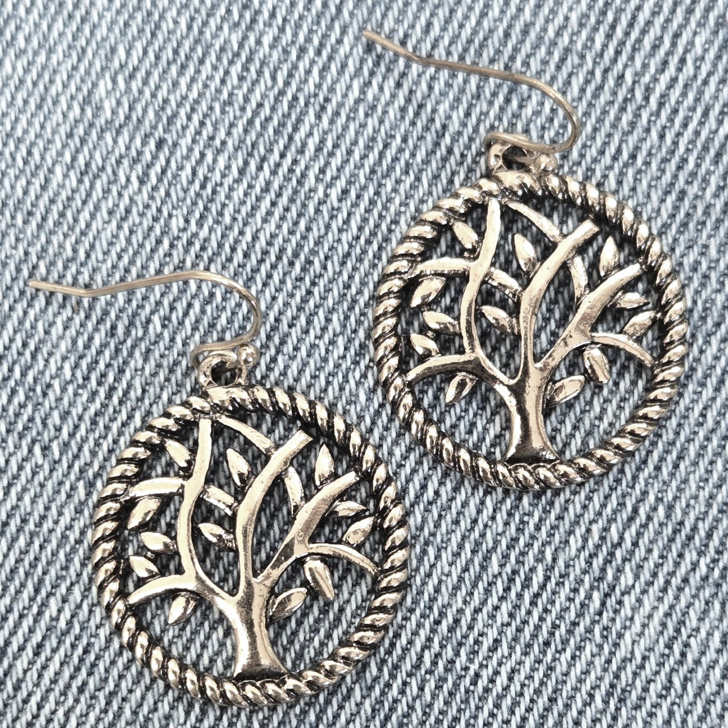 E1188 QE6783 Tree of Life design Drop Dangle Earrings