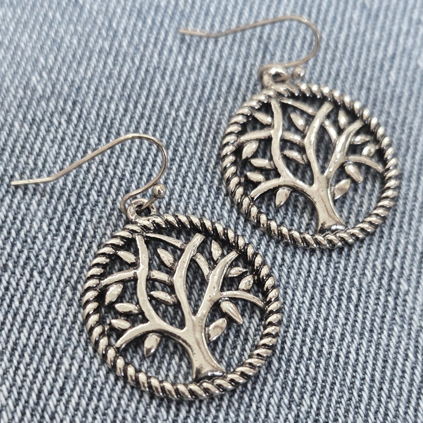 E1188 QE6783 Tree of Life design Drop Dangle Earrings
