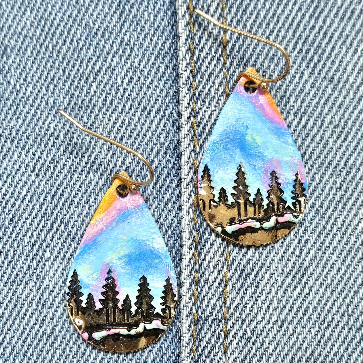 E1149 QE6971 Forrest Engraved Teardrop Drop Dangle Earrings