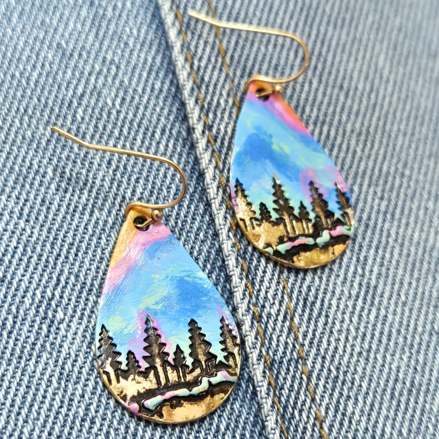 E1149 QE6971 Forrest Engraved Teardrop Drop Dangle Earrings