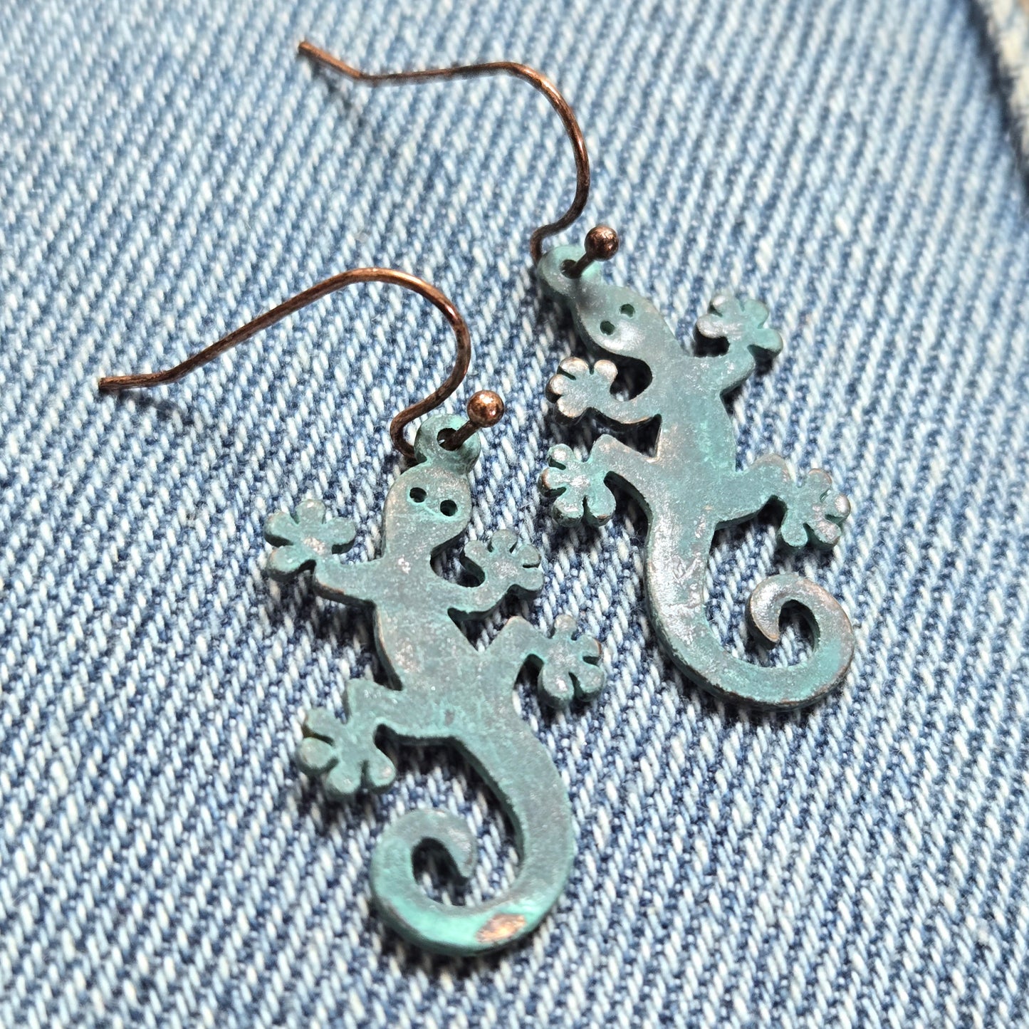 E1224 QE7704 Lizard Gecko Design Drop Dangle Earrings