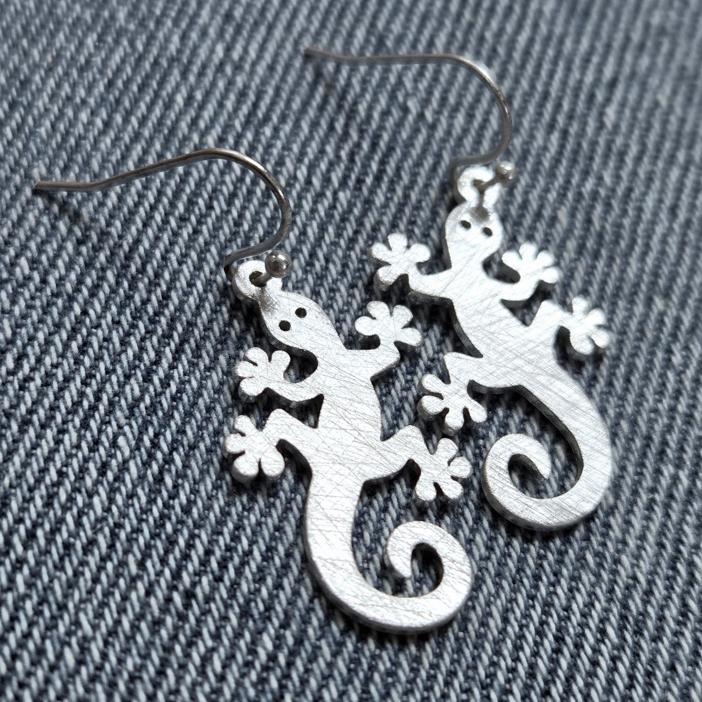 E1224 QE7704 Lizard Gecko Design Drop Dangle Earrings