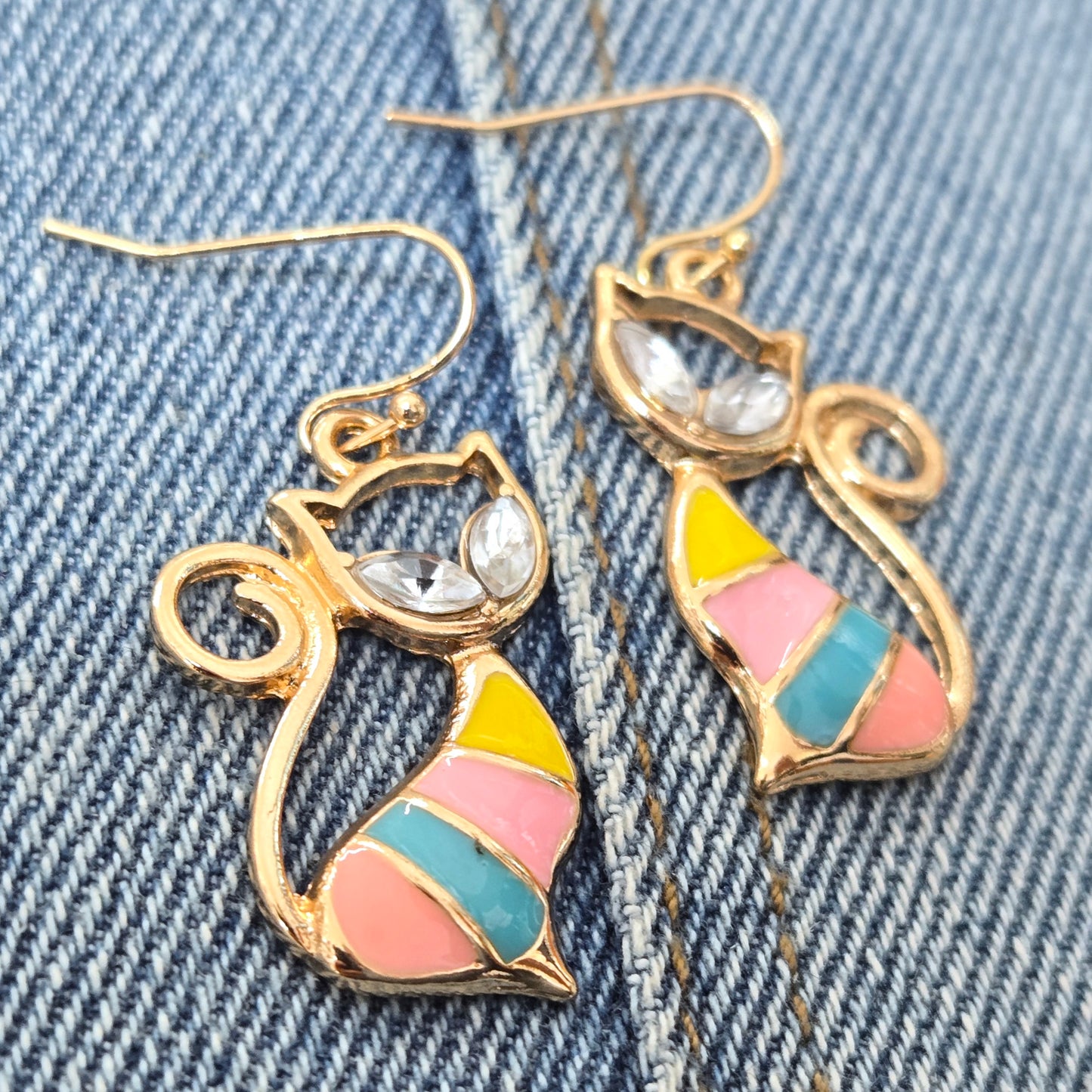 E1103 QE7769 Animal Cat Design Drop Dangle Earrings
