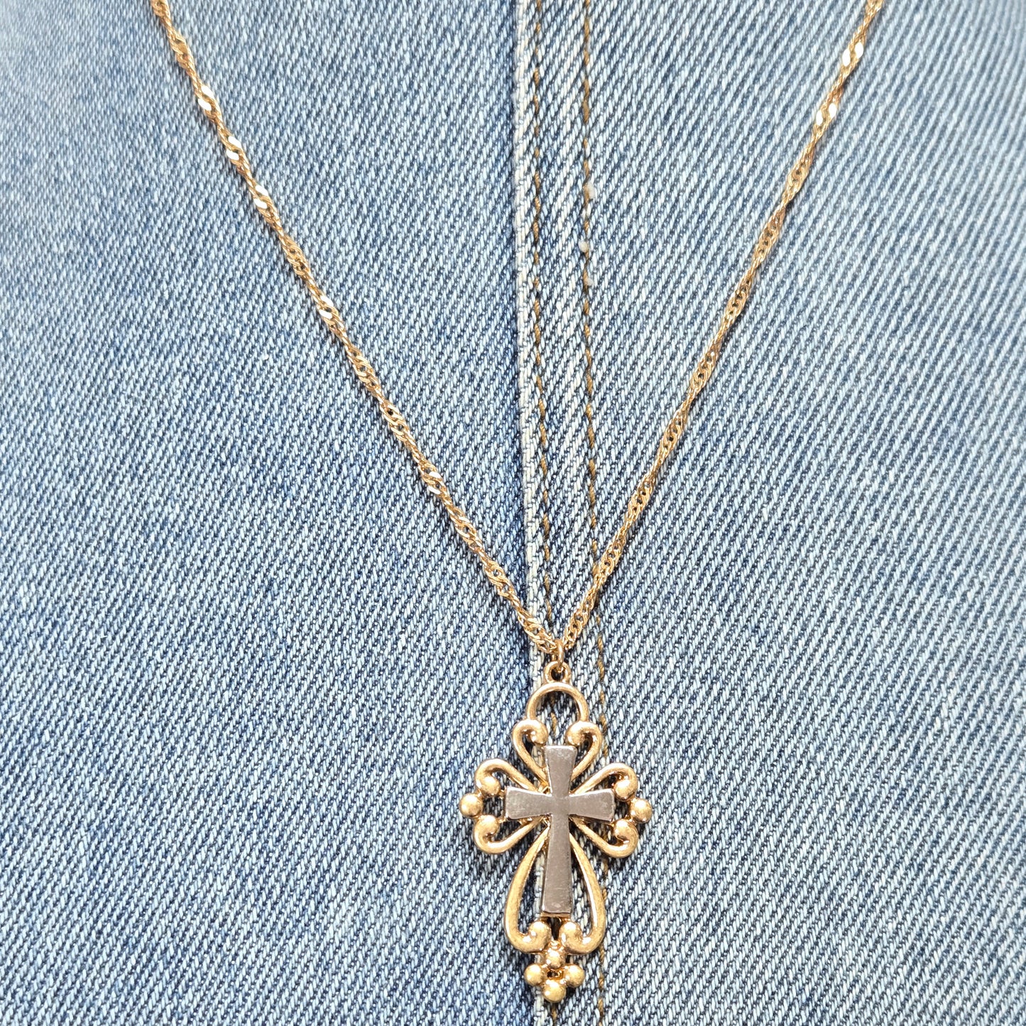 N0516 QN4557 Cross Shape Pendant Necklaces