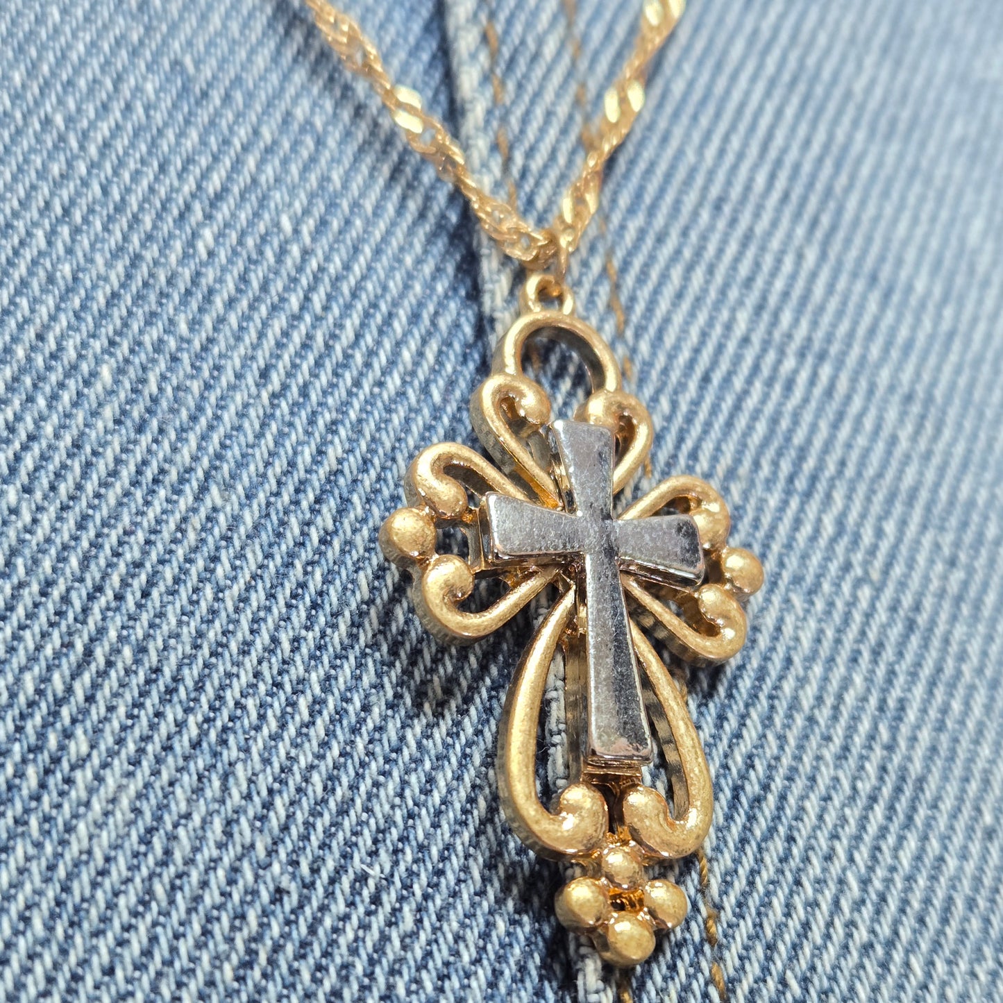 N0516 QN4557 Cross Shape Pendant Necklaces