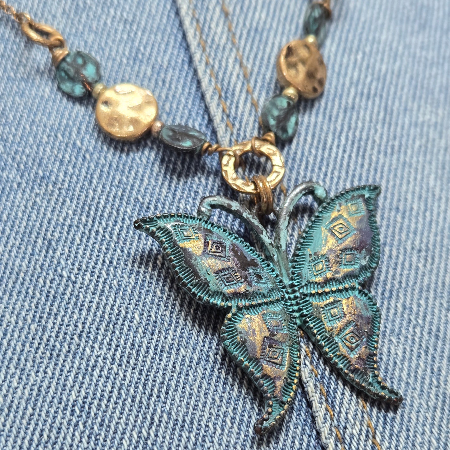 N0559 QNE14537 Butterfly Shape Pendant Necklace