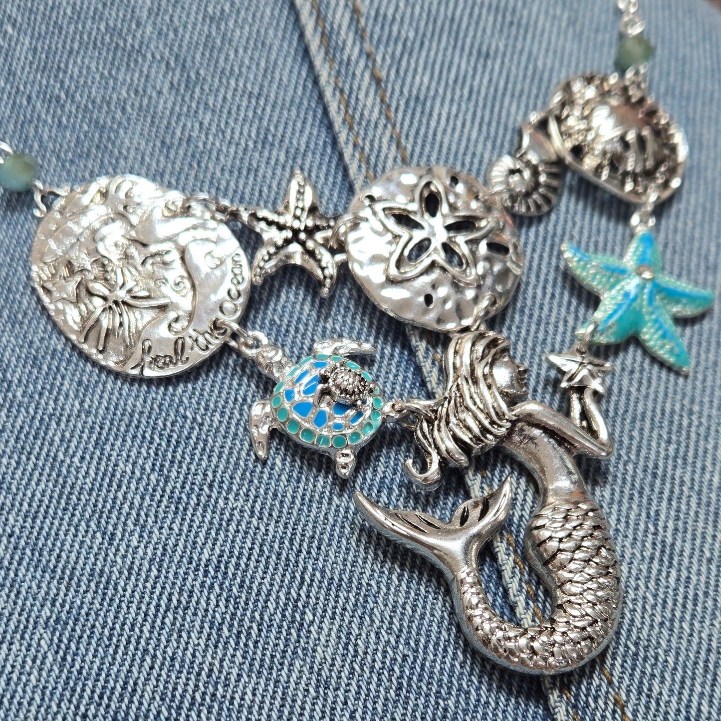 N0555 QNE16205 Mermaid Sea Life Necklace